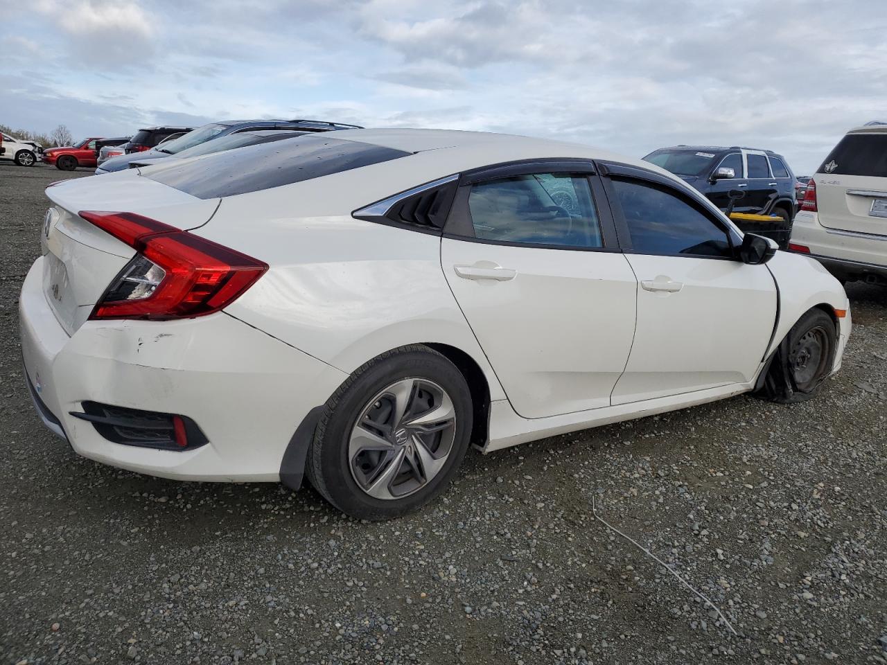 Photo 2 VIN: 19XFC2F63LE216722 - HONDA CIVIC 