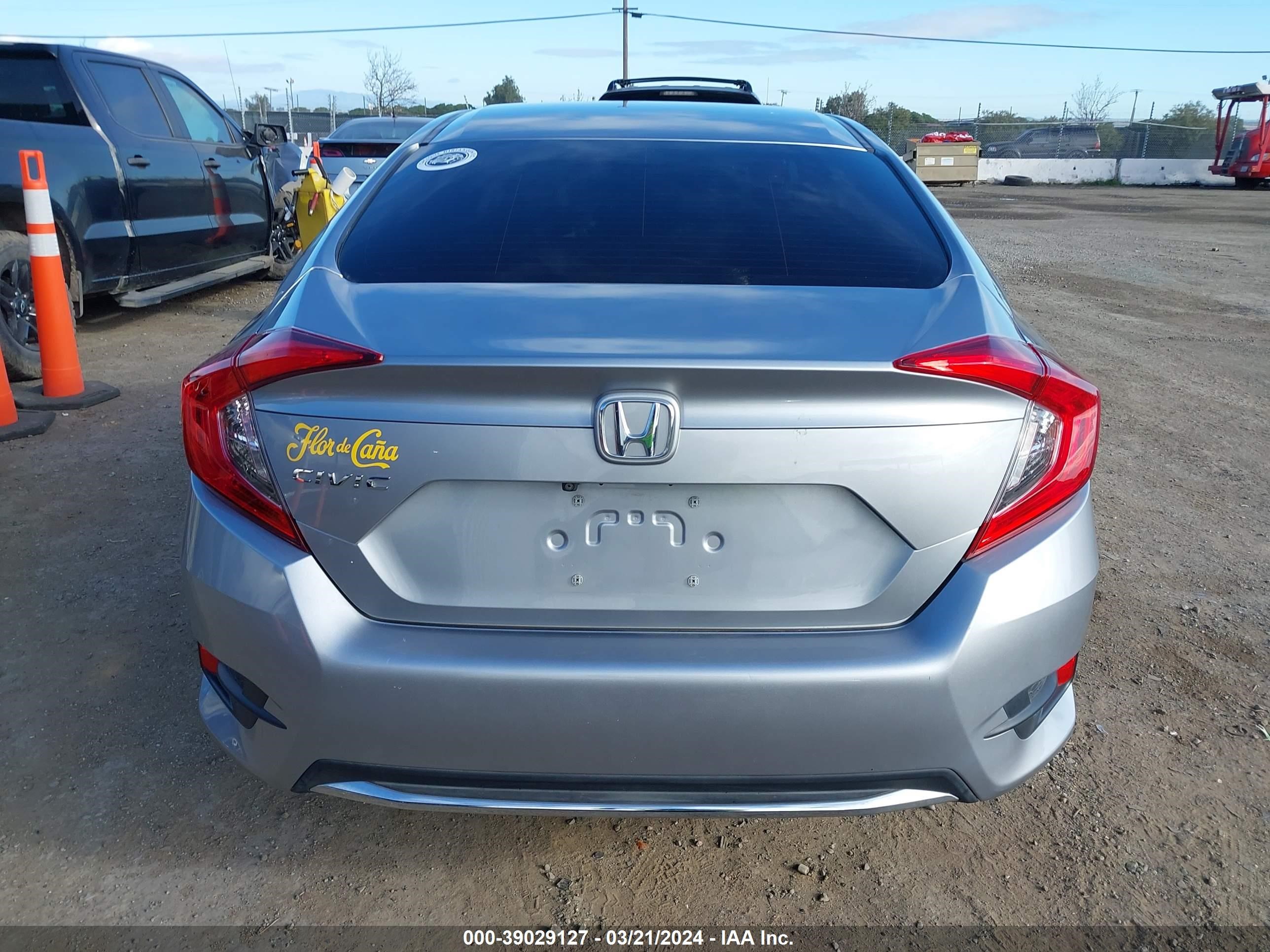 Photo 15 VIN: 19XFC2F6XKE208213 - HONDA CIVIC 