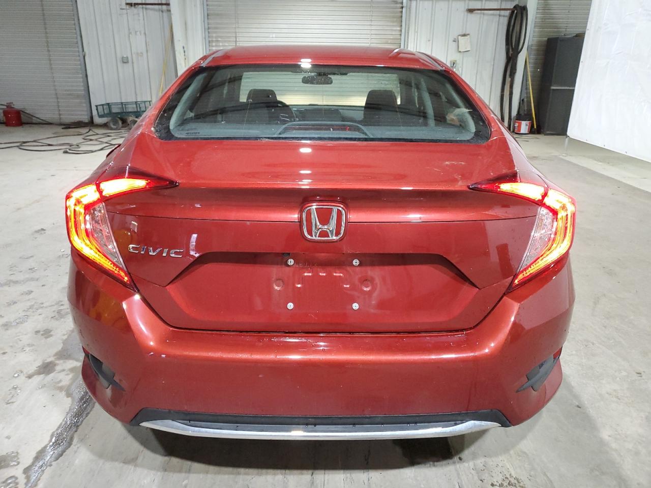 Photo 5 VIN: 19XFC2F6XLE004870 - HONDA CIVIC 