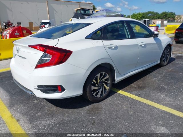 Photo 3 VIN: 19XFC2F71HE065203 - HONDA CIVIC SEDAN 