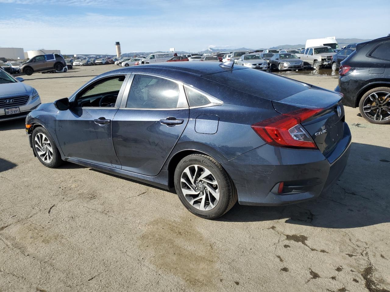 Photo 1 VIN: 19XFC2F71HE226939 - HONDA CIVIC 