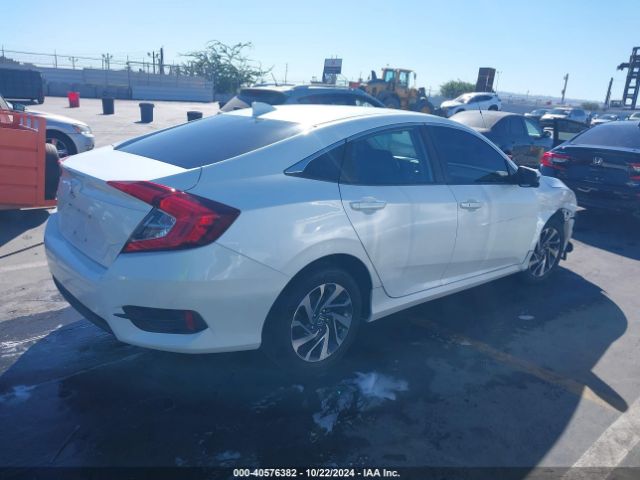 Photo 3 VIN: 19XFC2F71JE207412 - HONDA CIVIC 