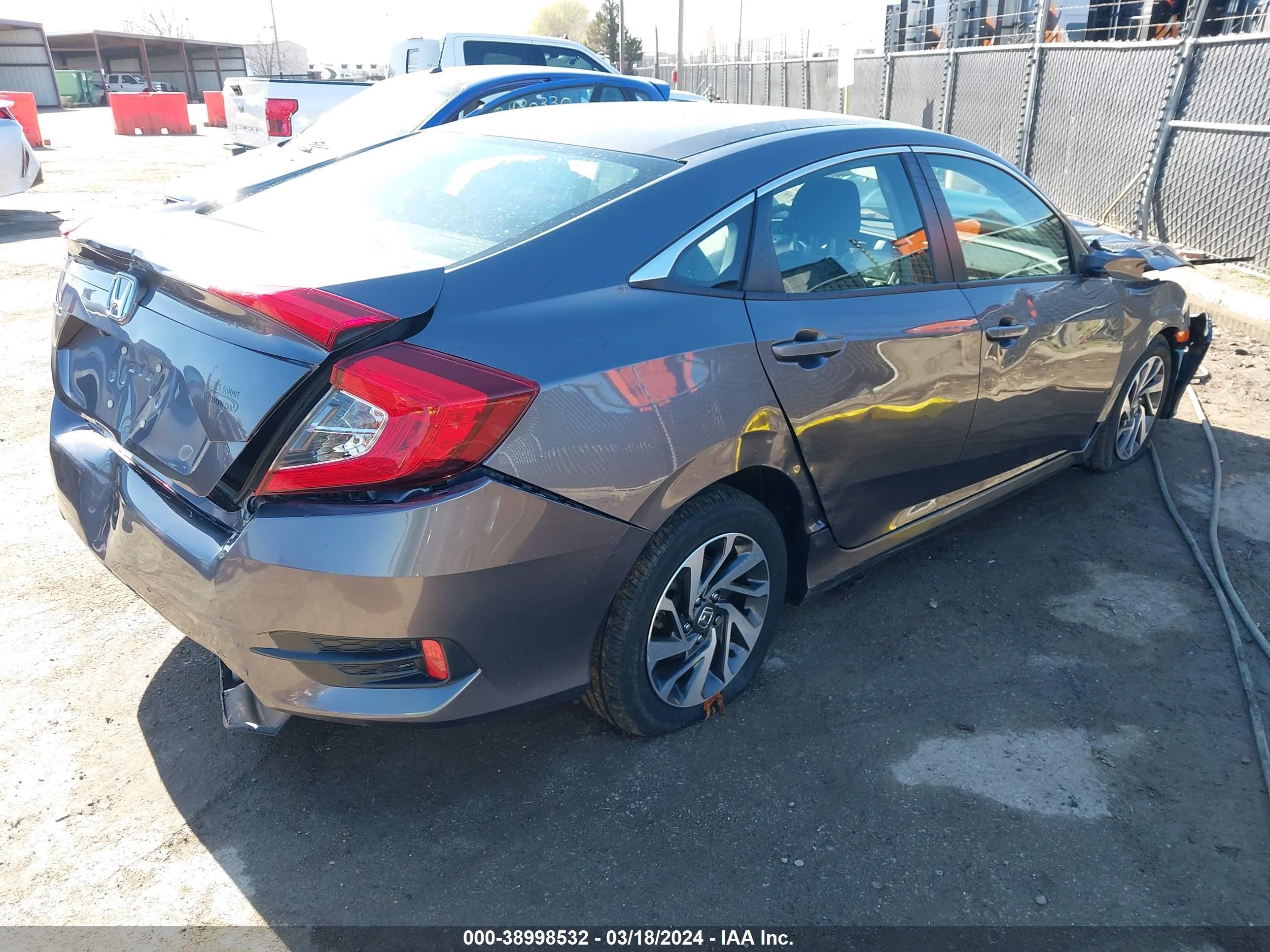 Photo 3 VIN: 19XFC2F72GE055438 - HONDA CIVIC 