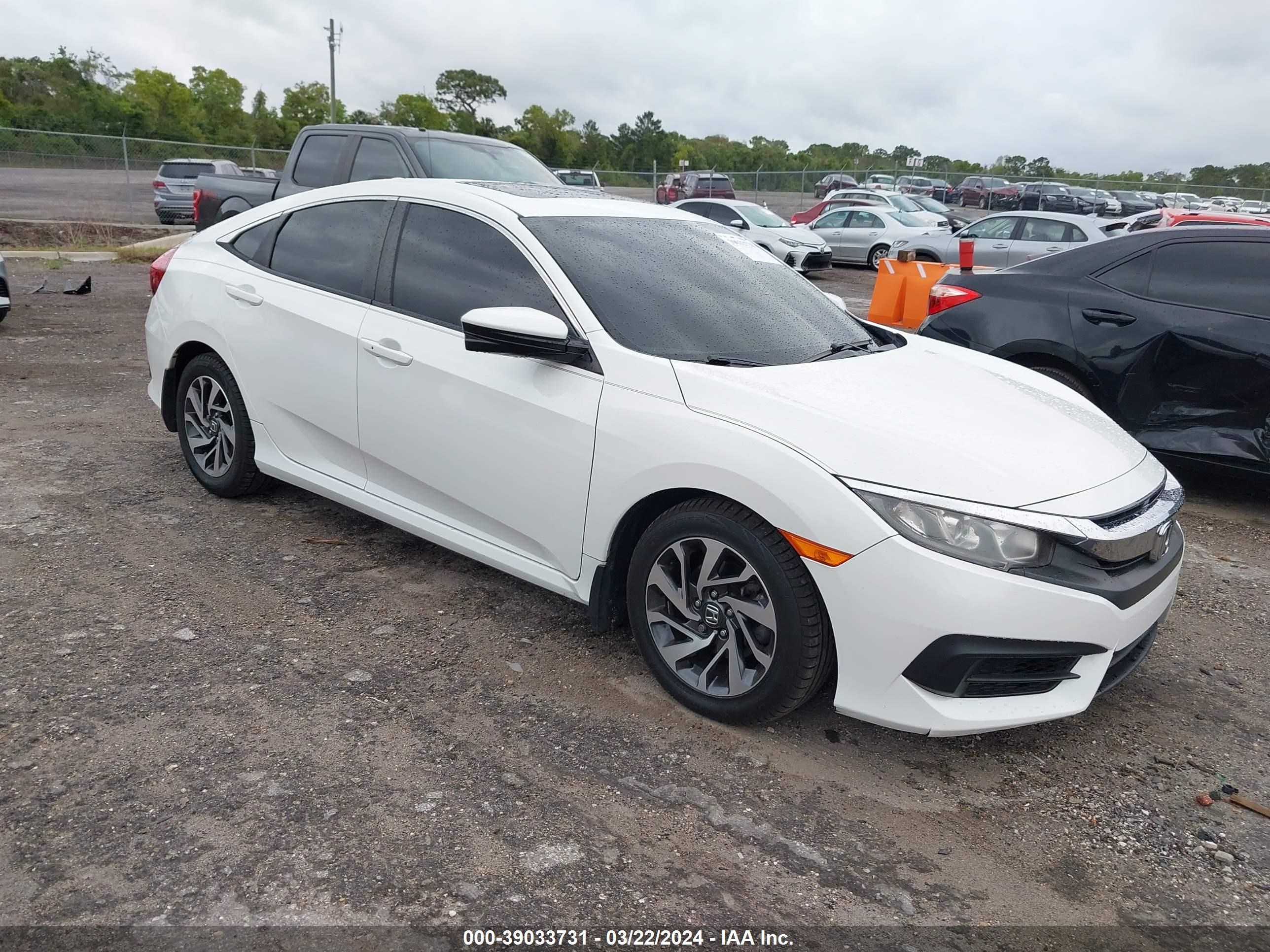 Photo 0 VIN: 19XFC2F72HE024806 - HONDA CIVIC 