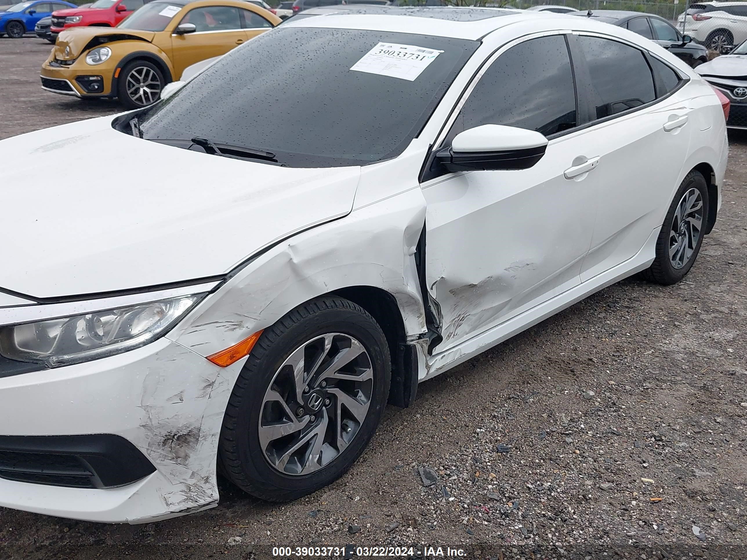 Photo 5 VIN: 19XFC2F72HE024806 - HONDA CIVIC 