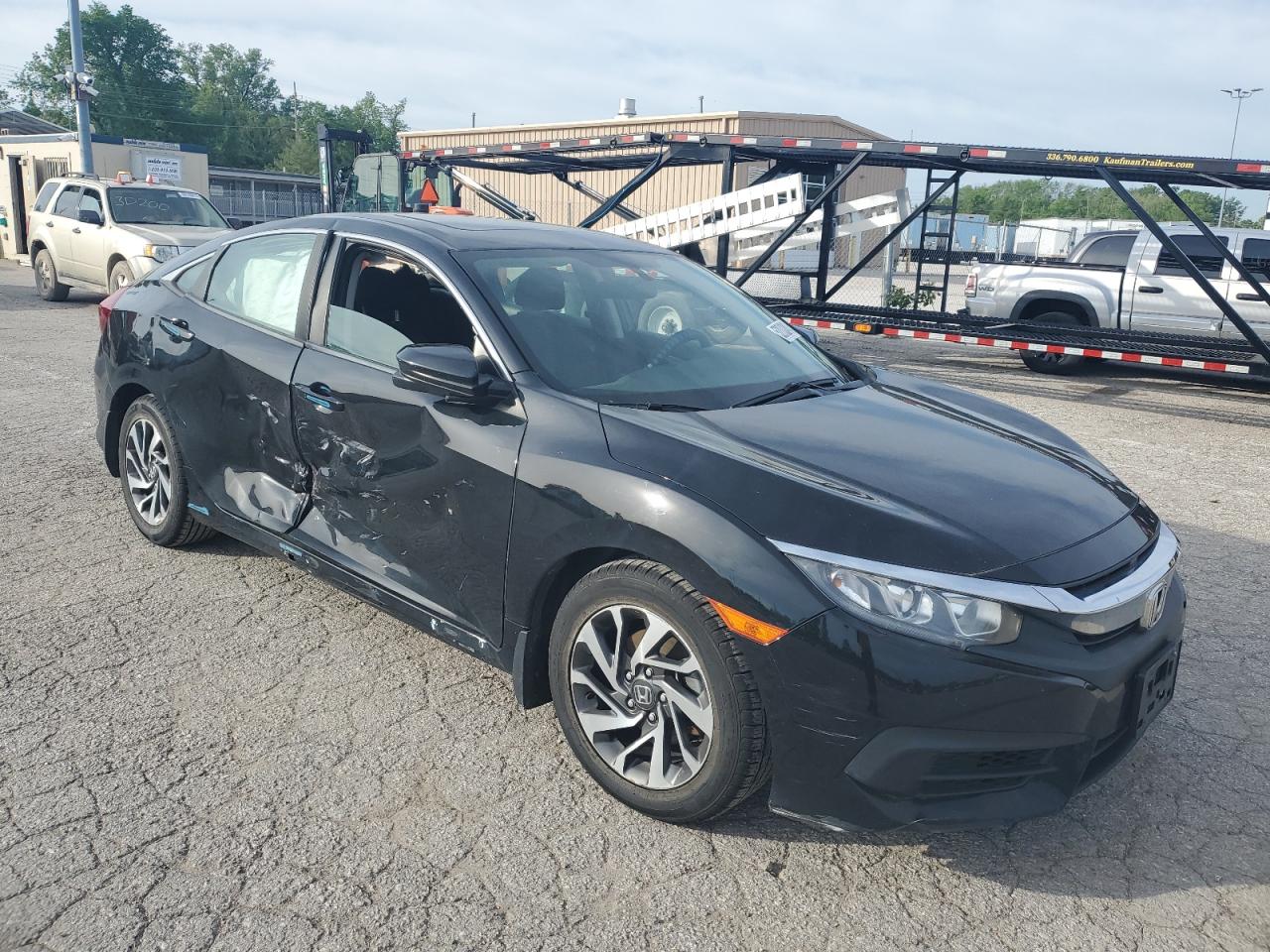 Photo 3 VIN: 19XFC2F73HE026788 - HONDA CIVIC 