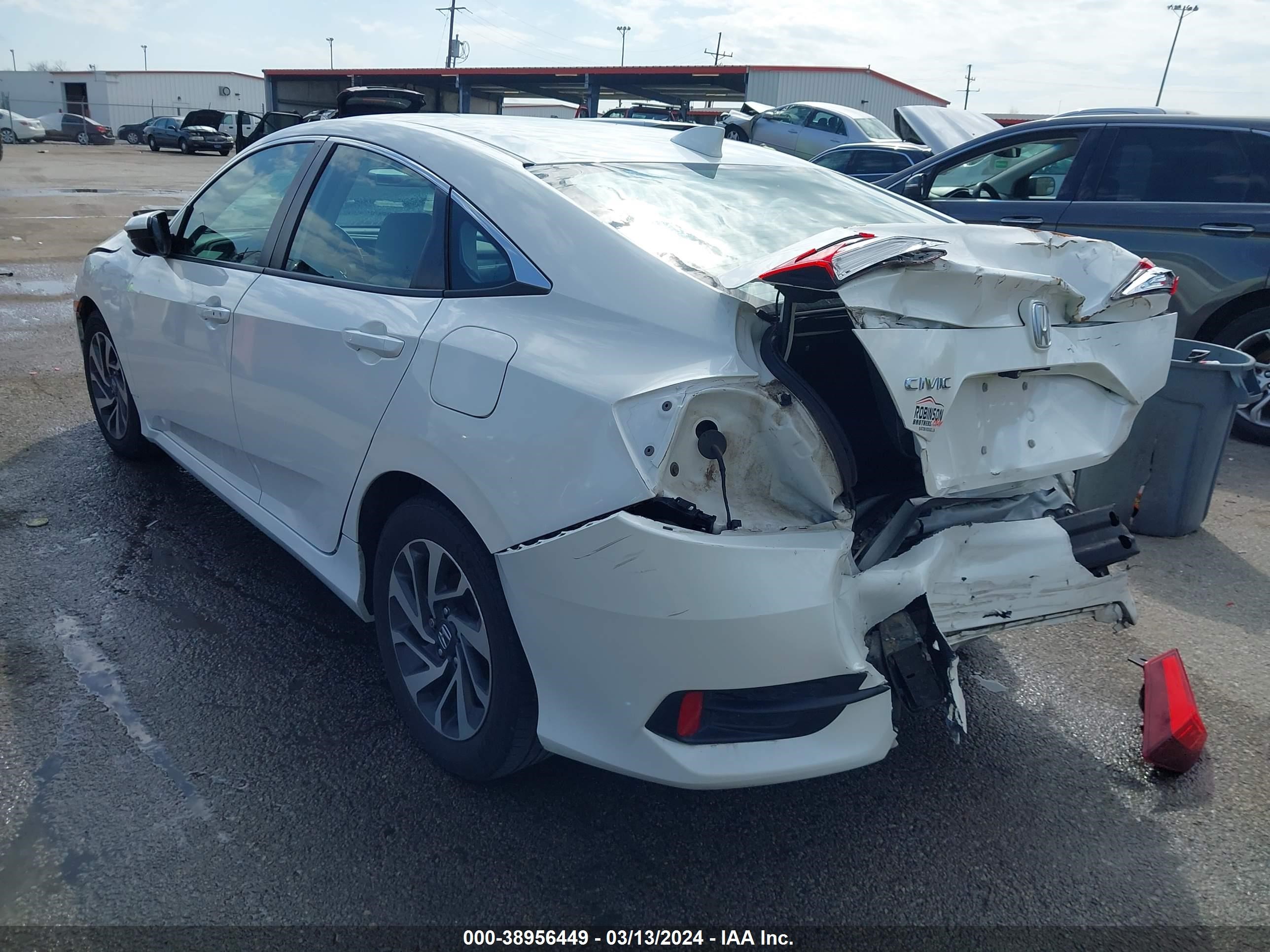 Photo 2 VIN: 19XFC2F73HE032266 - HONDA CIVIC 