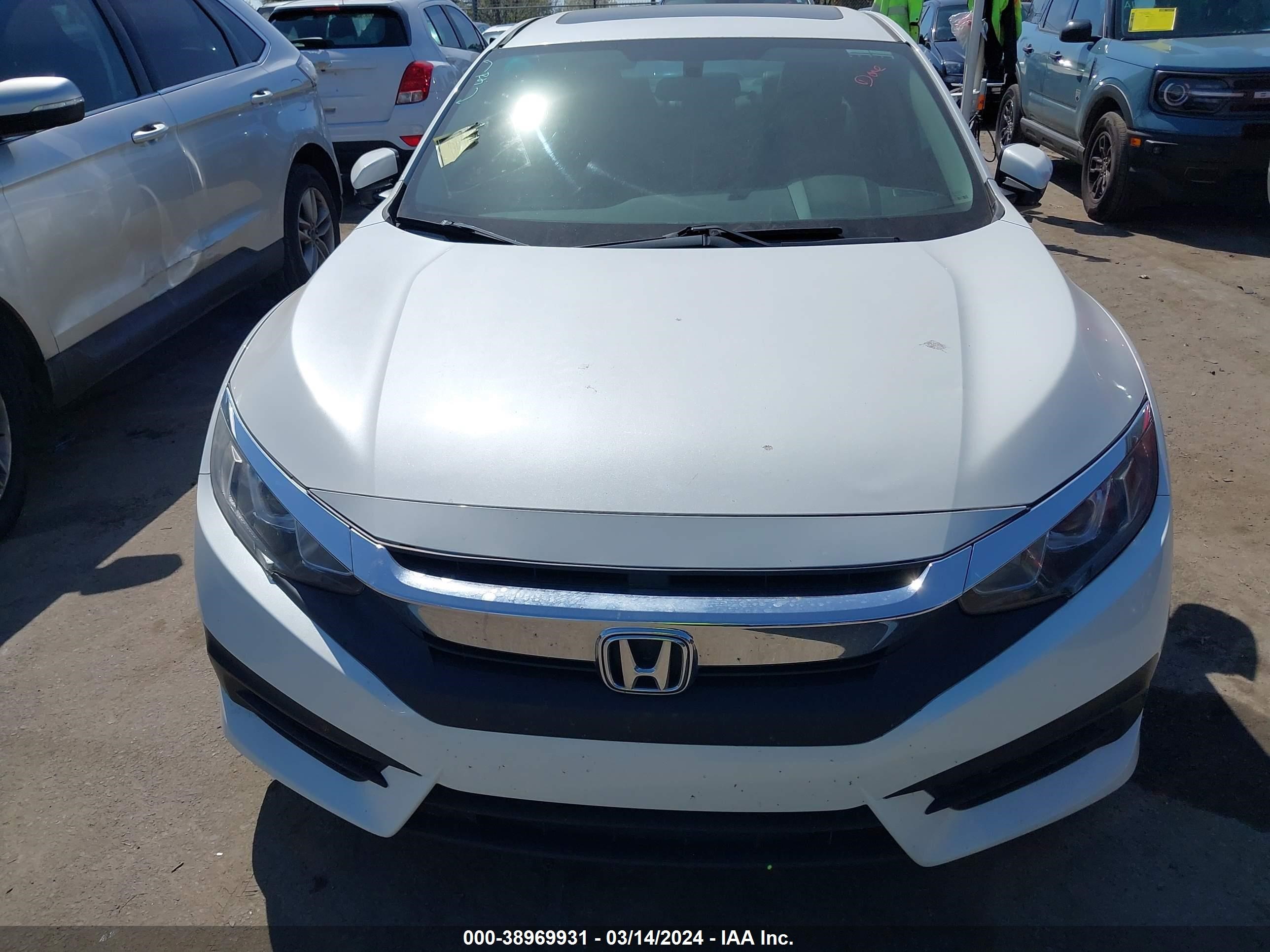 Photo 11 VIN: 19XFC2F73HE062853 - HONDA CIVIC 