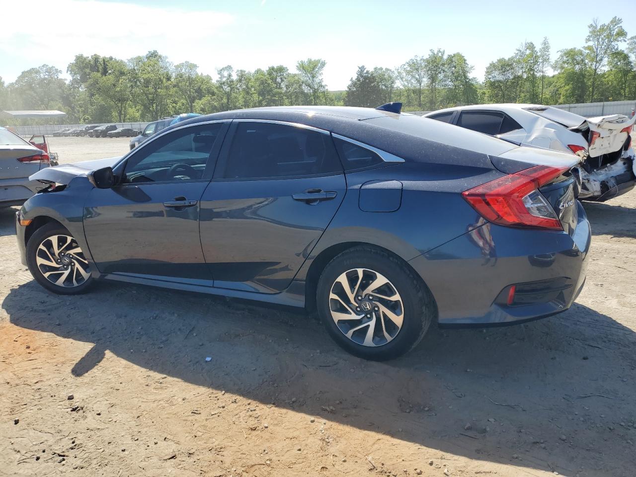 Photo 1 VIN: 19XFC2F73JE010452 - HONDA CIVIC 