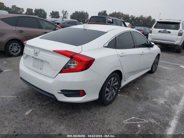 Photo 3 VIN: 19XFC2F74HE210556 - HONDA CIVIC 