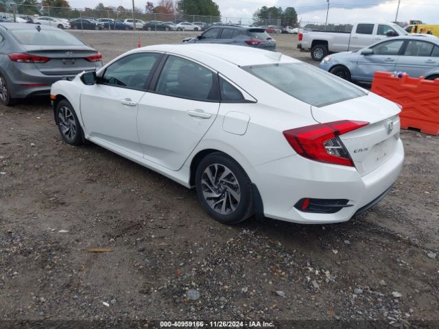 Photo 2 VIN: 19XFC2F75JE006564 - HONDA CIVIC 