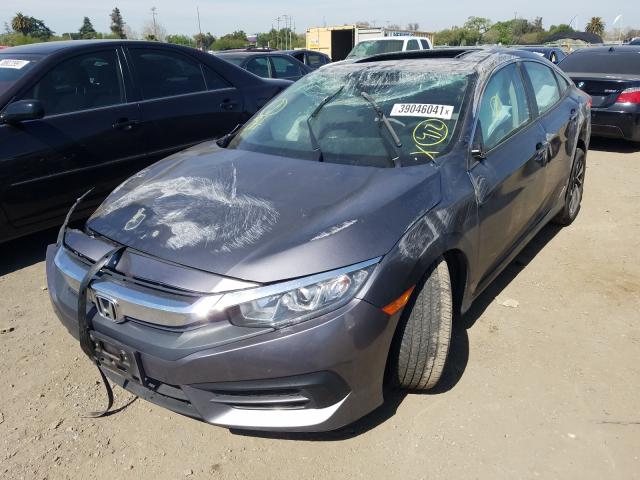 Photo 1 VIN: 19XFC2F75JE200740 - HONDA CIVIC EX 