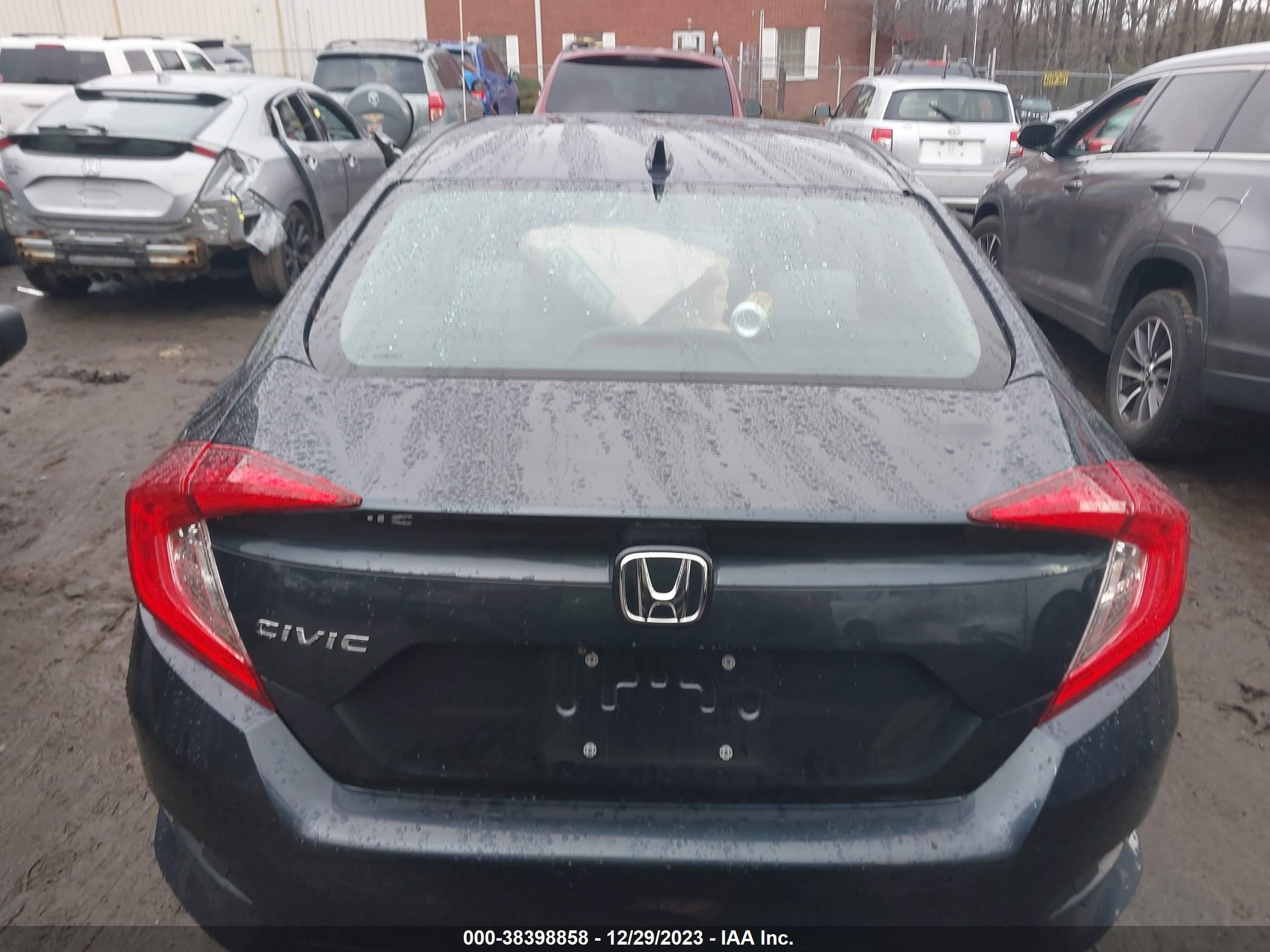 Photo 15 VIN: 19XFC2F75JE202648 - HONDA CIVIC 