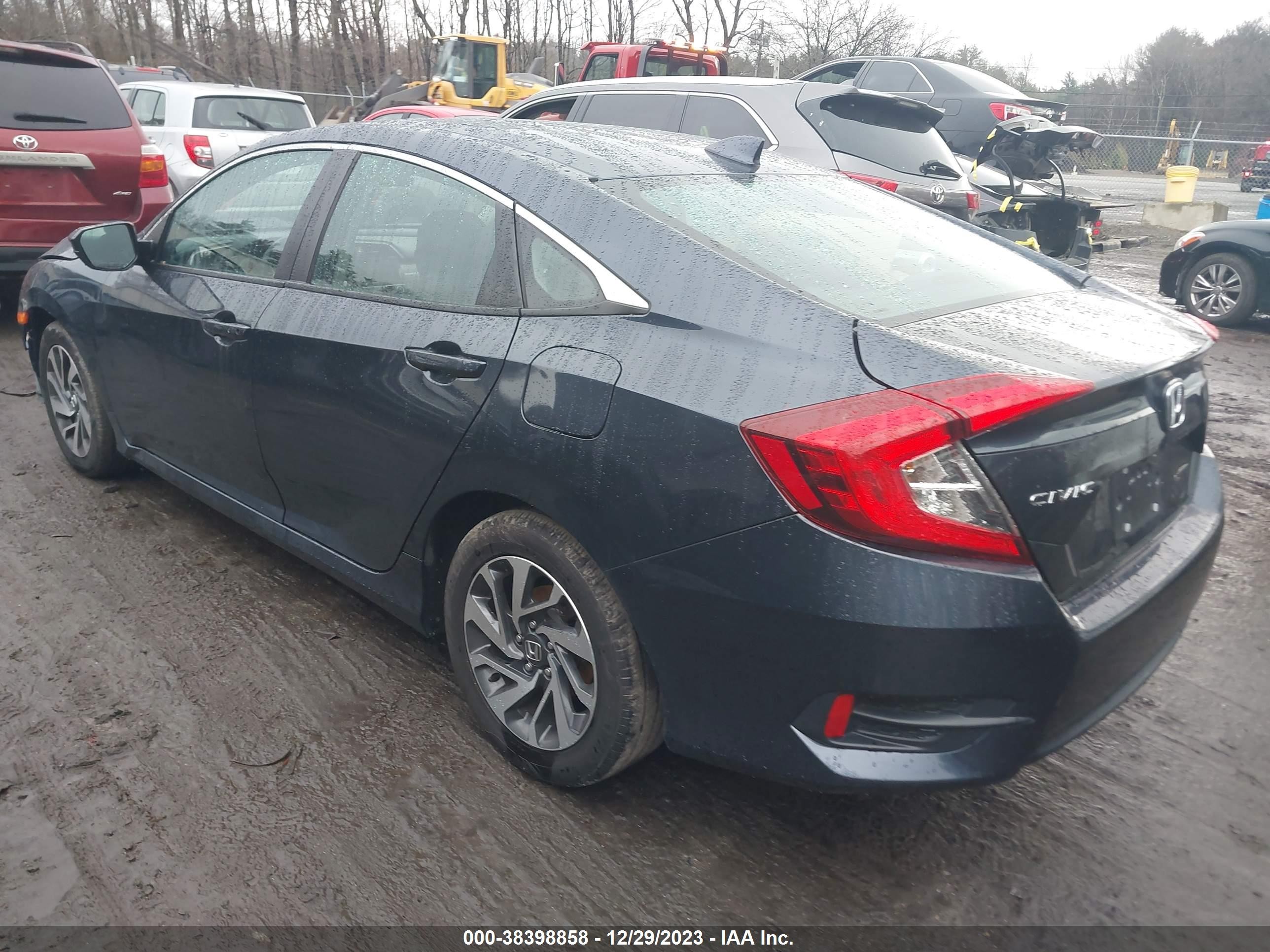 Photo 2 VIN: 19XFC2F75JE202648 - HONDA CIVIC 