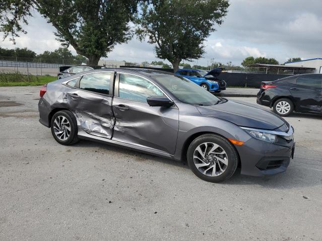 Photo 3 VIN: 19XFC2F75JE204769 - HONDA CIVIC EX 