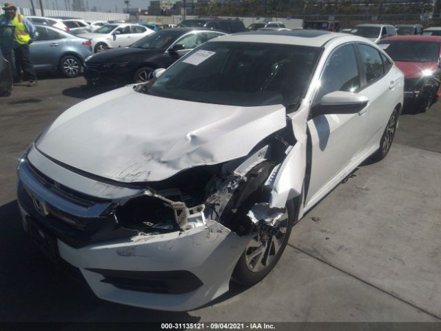 Photo 1 VIN: 19XFC2F76JE206305 - HONDA CIVIC SEDAN 