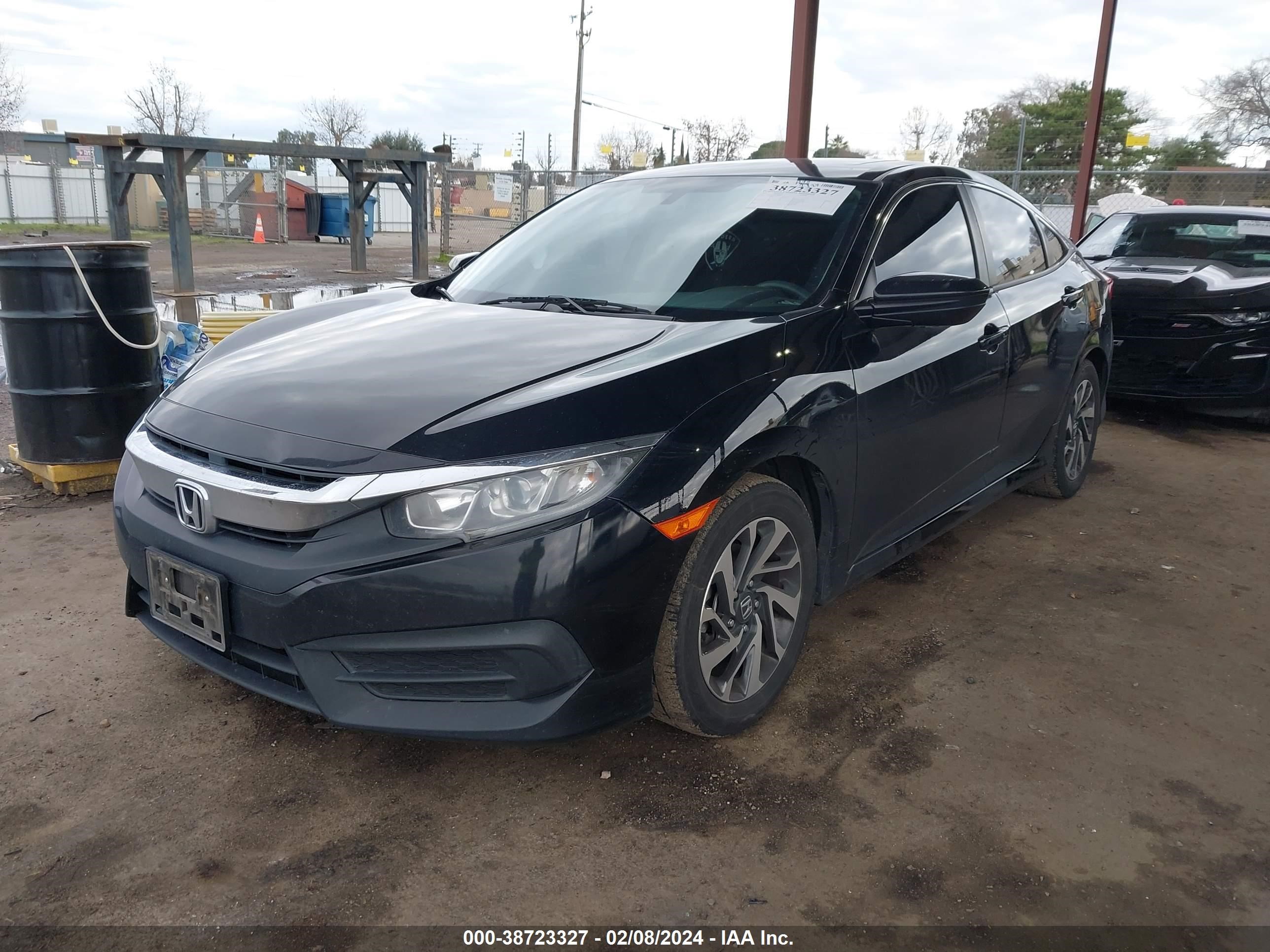 Photo 1 VIN: 19XFC2F77JE208676 - HONDA CIVIC 