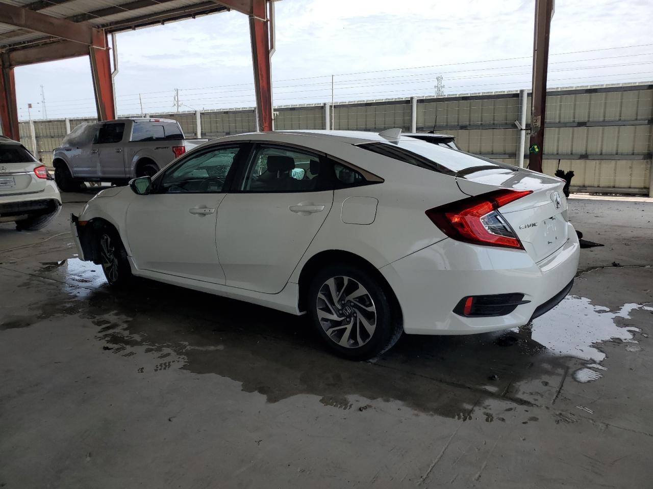 Photo 1 VIN: 19XFC2F77JE209858 - HONDA CIVIC 