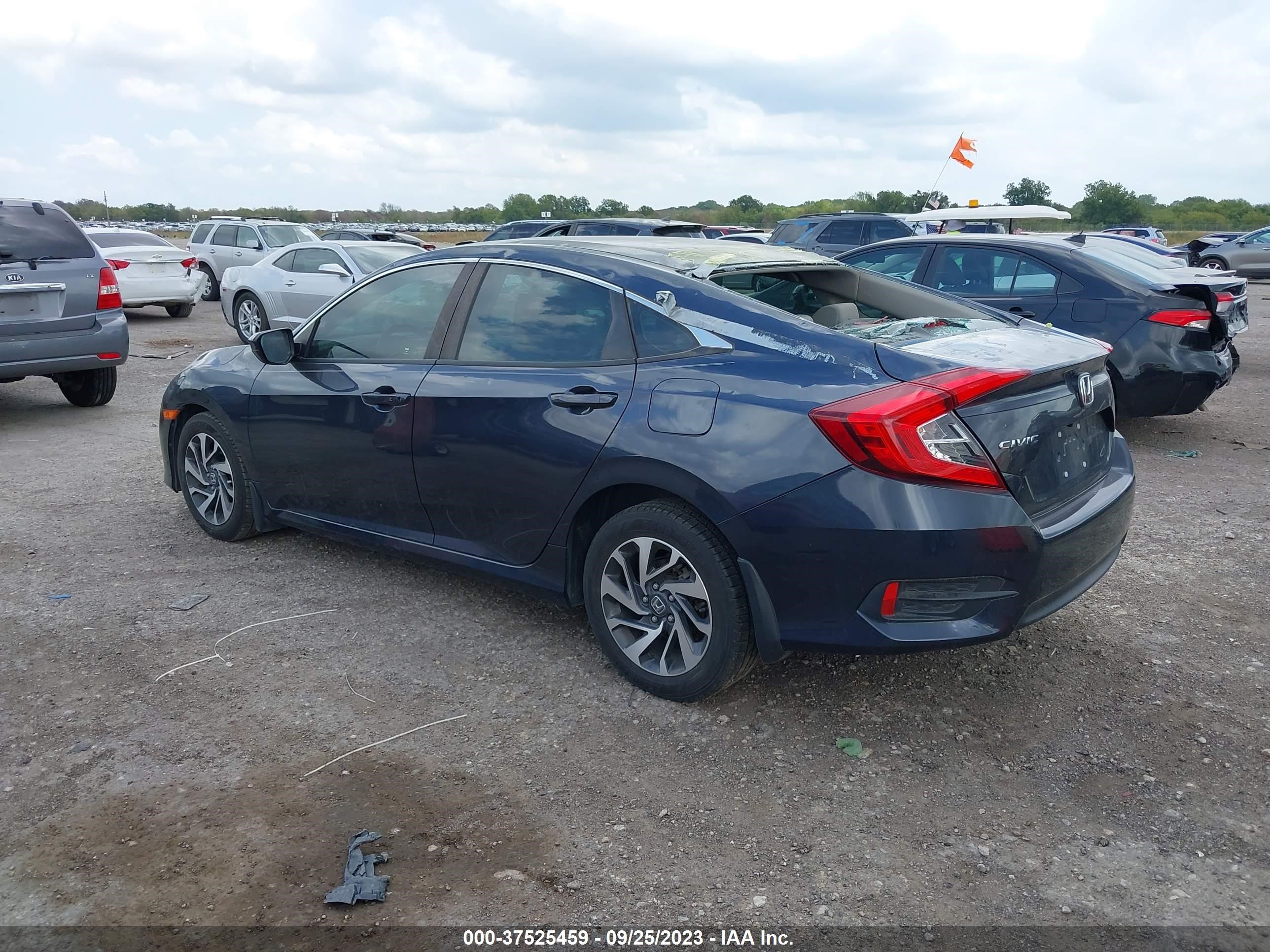 Photo 2 VIN: 19XFC2F78GE018863 - HONDA CIVIC 