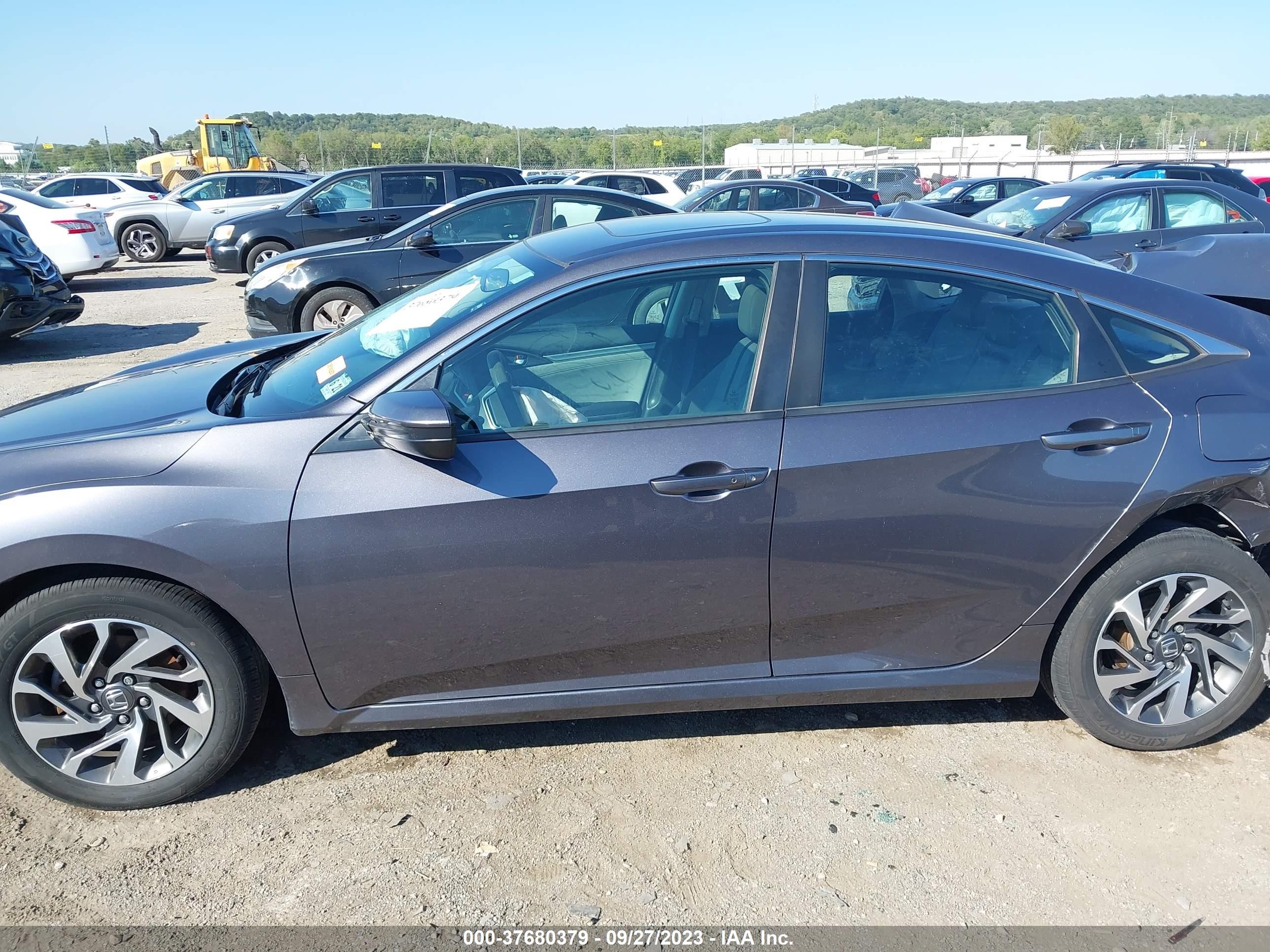 Photo 13 VIN: 19XFC2F78GE220568 - HONDA CIVIC 