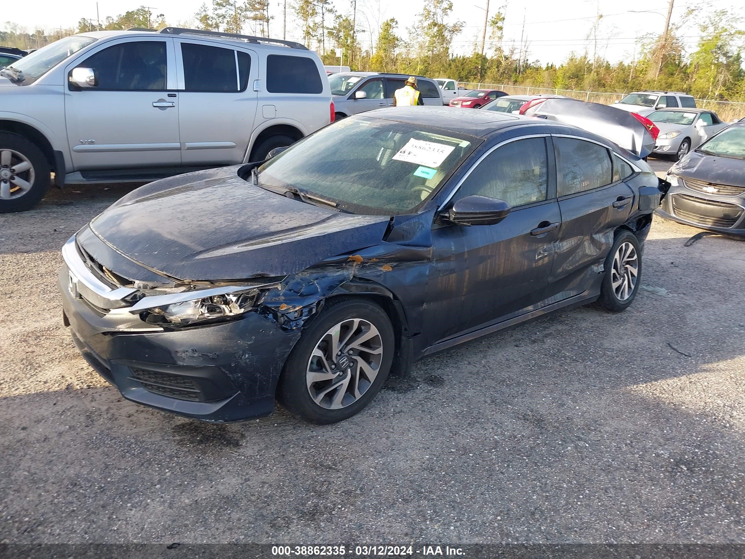 Photo 1 VIN: 19XFC2F78JE019504 - HONDA CIVIC 