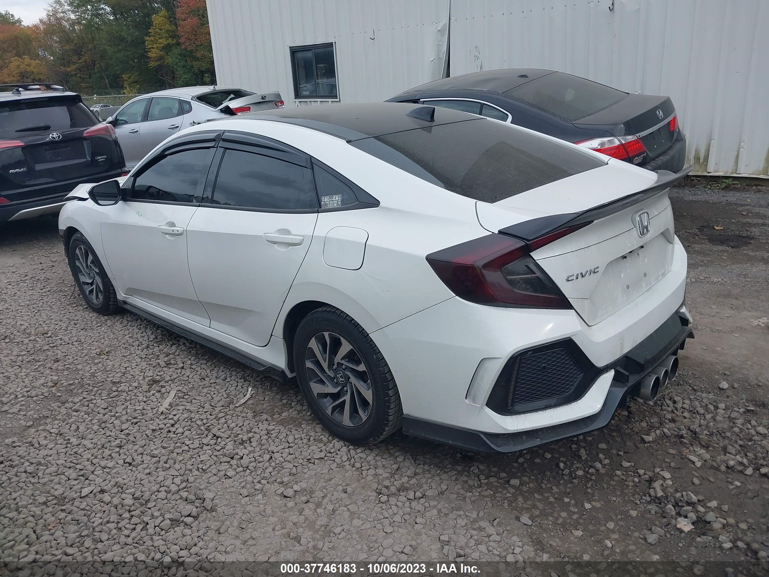 Photo 2 VIN: 19XFC2F79HE230415 - HONDA CIVIC 