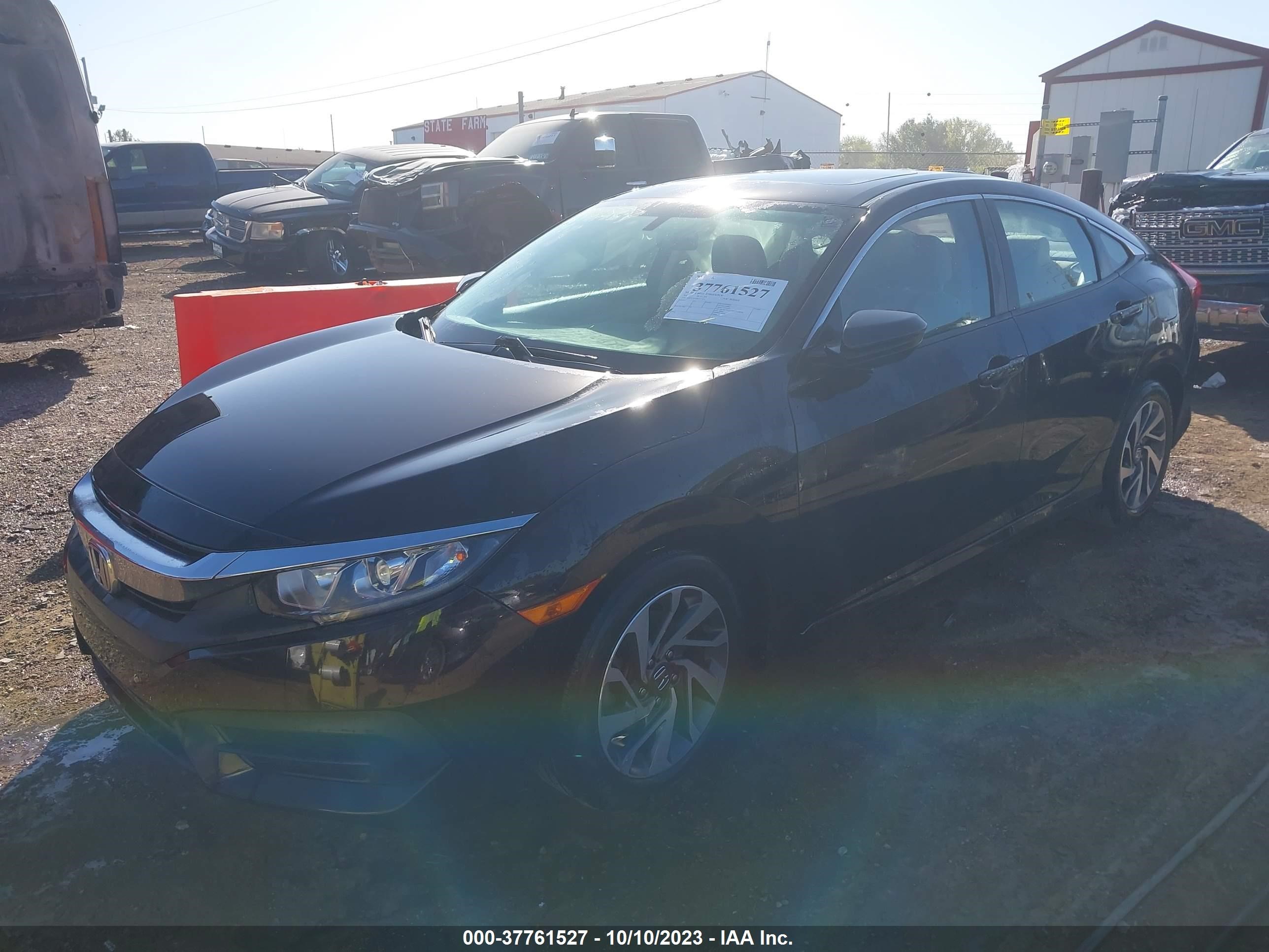 Photo 1 VIN: 19XFC2F79JE012416 - HONDA CIVIC 