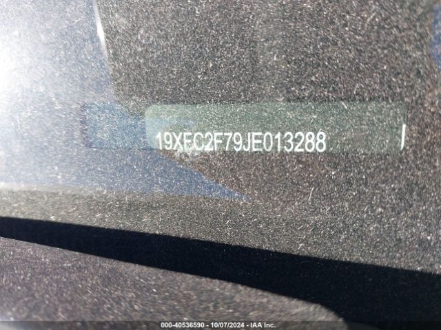 Photo 8 VIN: 19XFC2F79JE013288 - HONDA CIVIC 