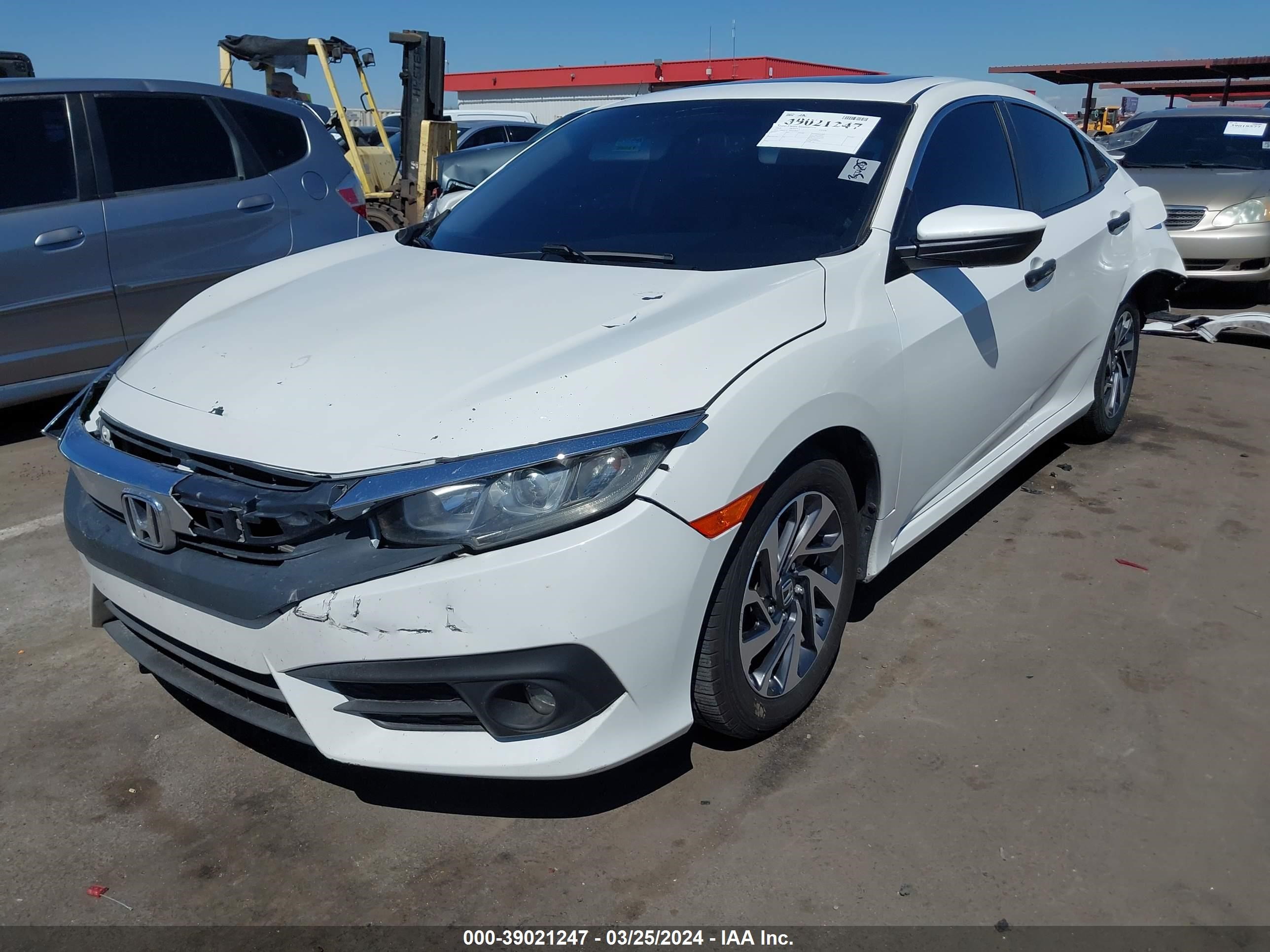 Photo 1 VIN: 19XFC2F79JE025862 - HONDA CIVIC 