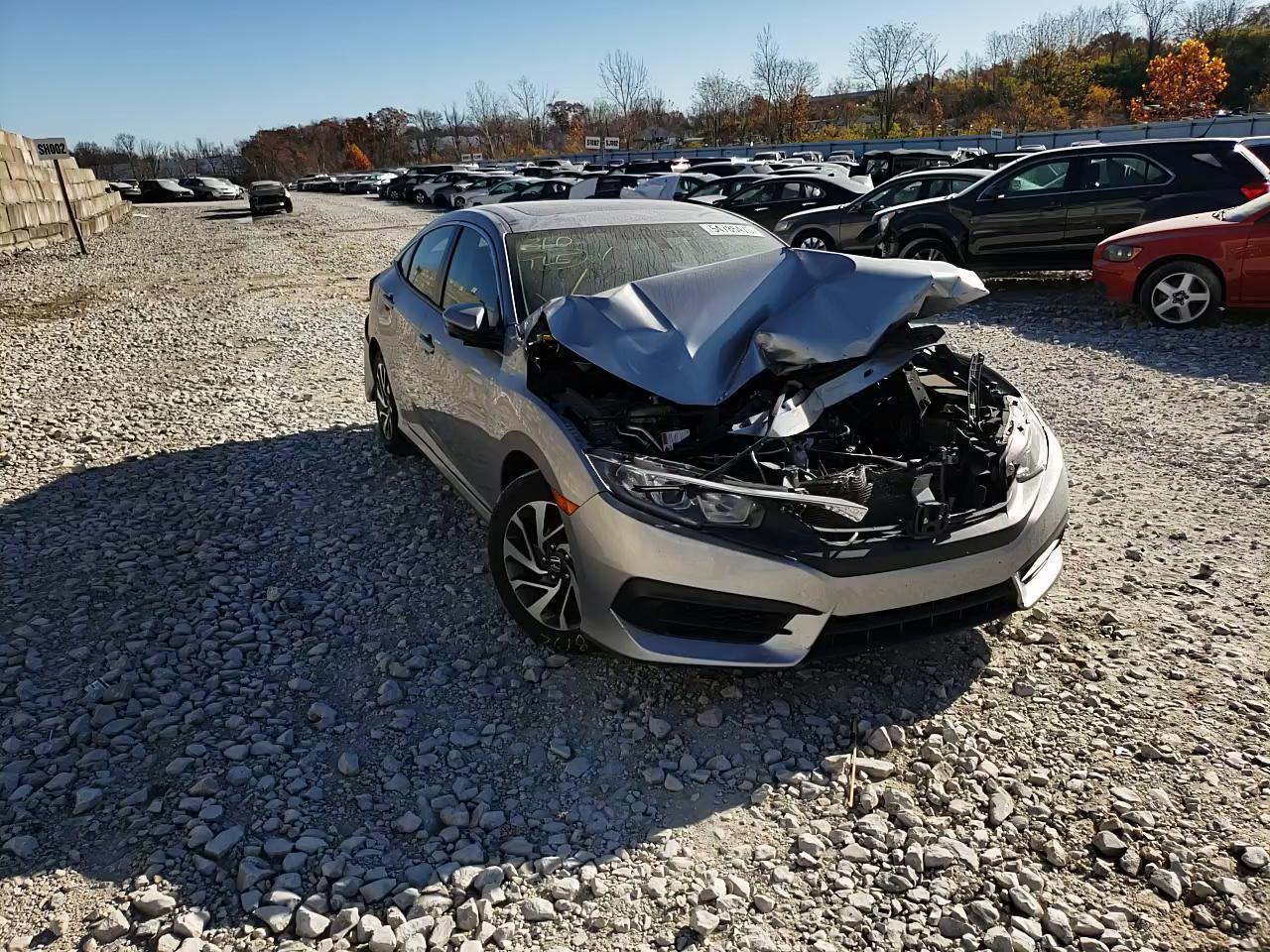 Photo 10 VIN: 19XFC2F7XGE066641 - HONDA CIVIC EX 