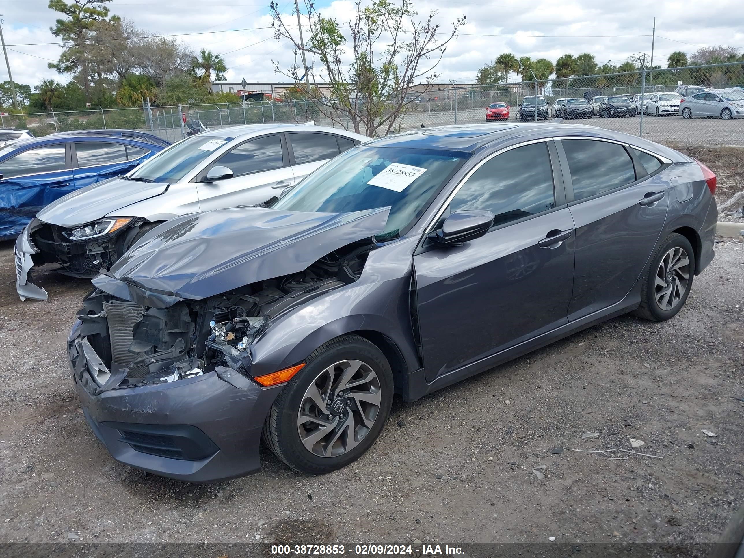 Photo 1 VIN: 19XFC2F7XHE051297 - HONDA CIVIC 