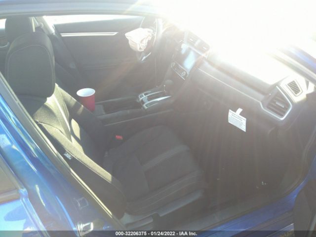 Photo 4 VIN: 19XFC2F7XJE034425 - HONDA CIVIC SEDAN 