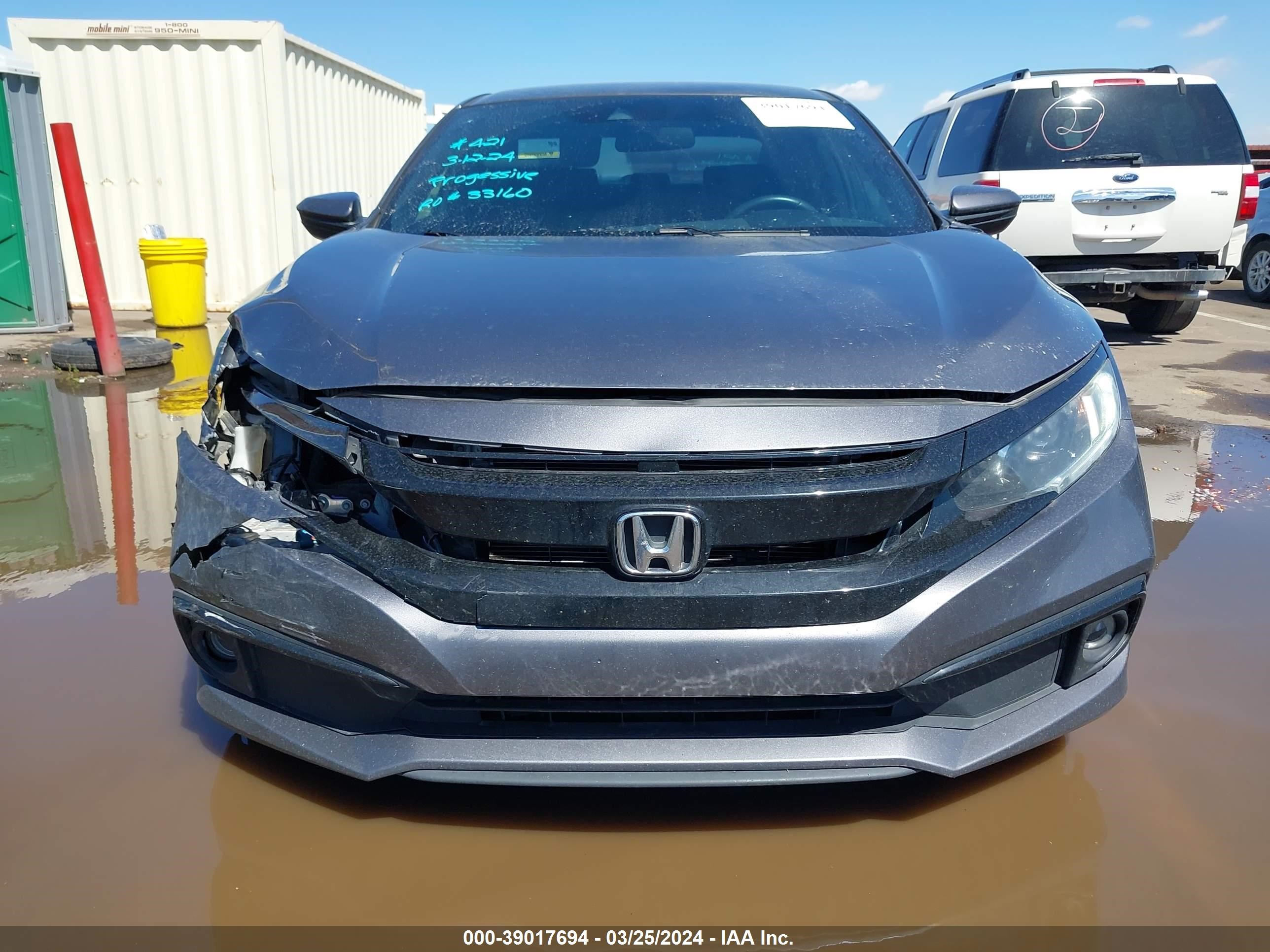 Photo 11 VIN: 19XFC2F80KE048215 - HONDA CIVIC 