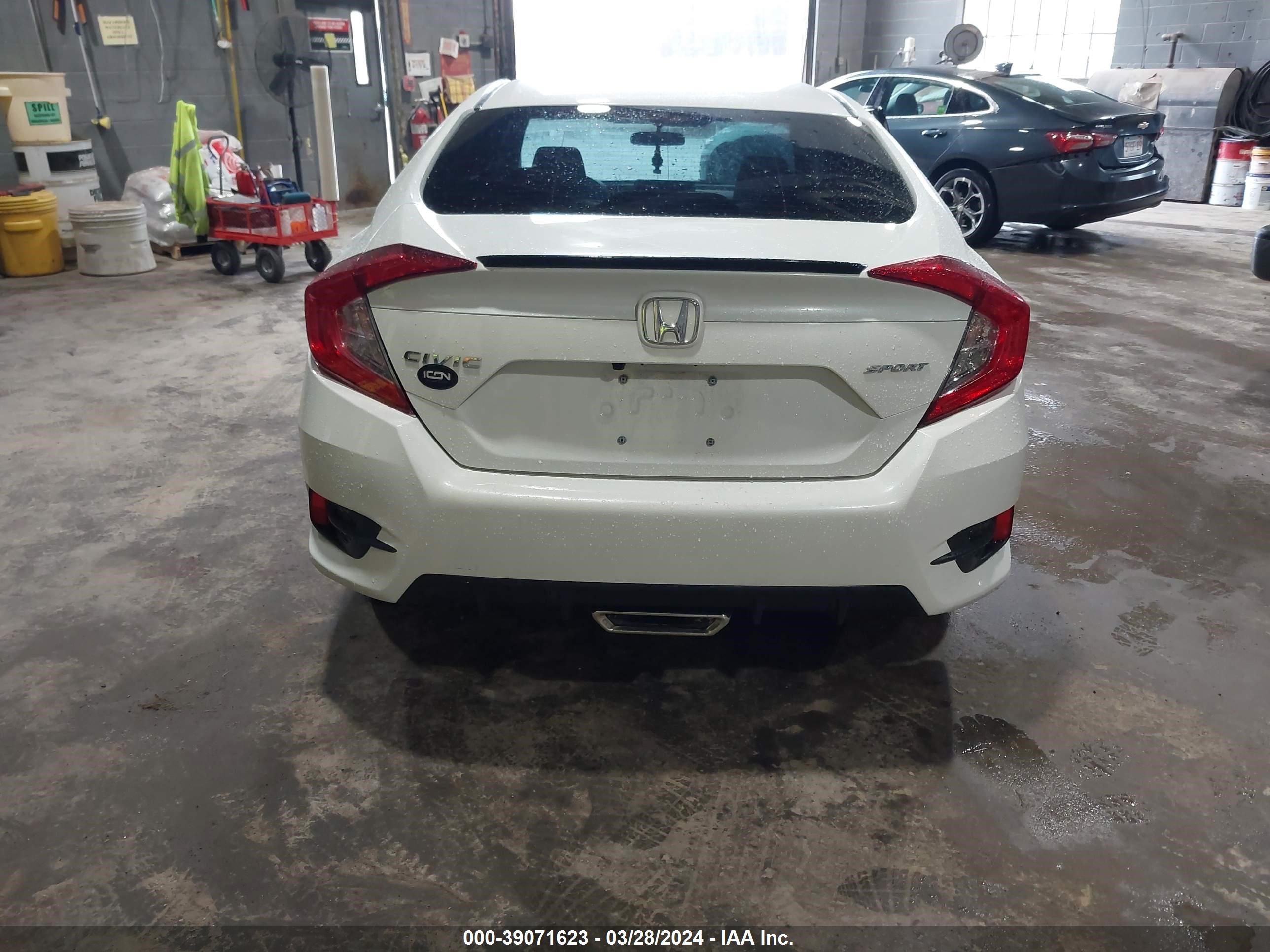 Photo 15 VIN: 19XFC2F80ME003326 - HONDA CIVIC 