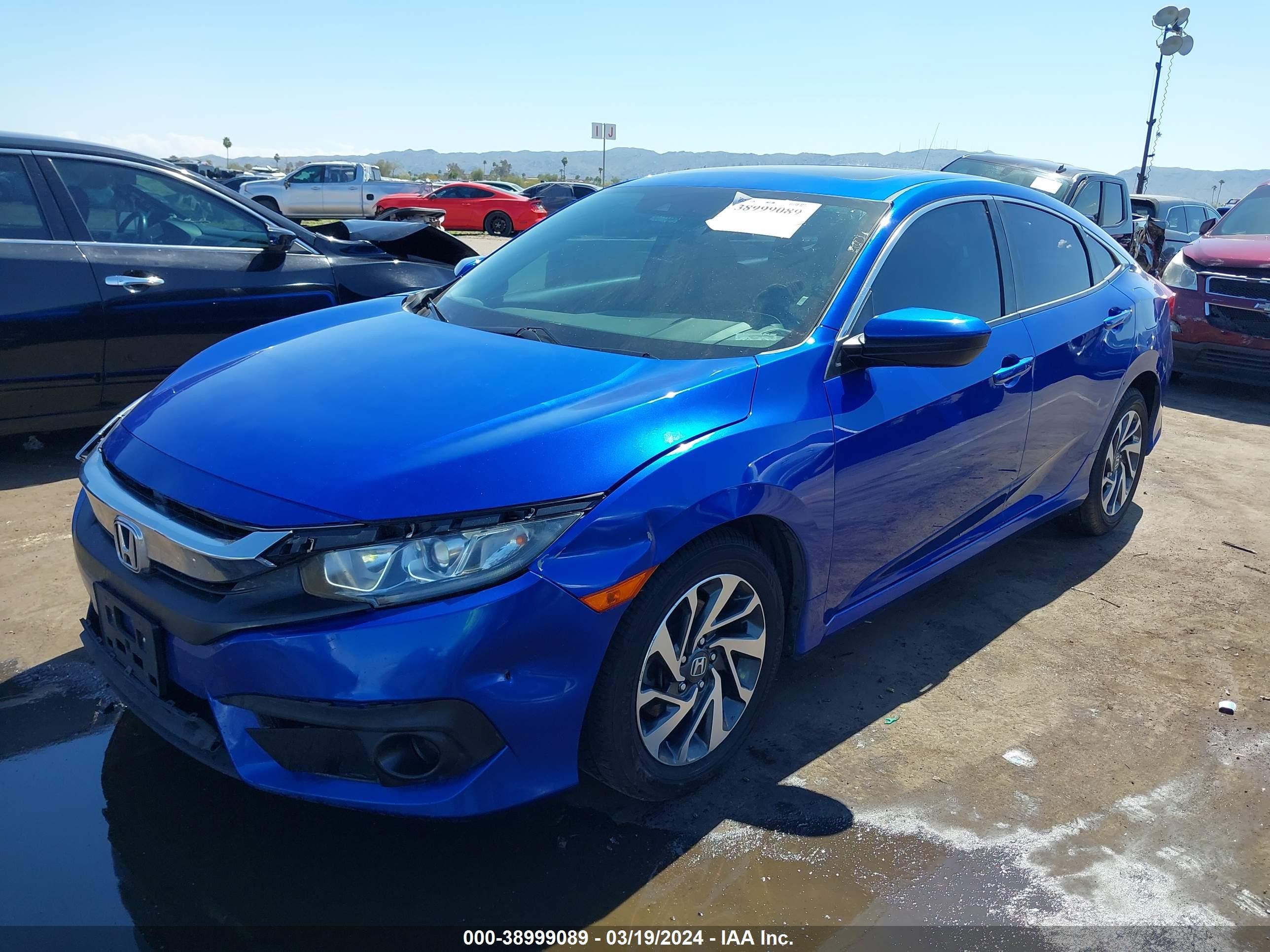 Photo 1 VIN: 19XFC2F81JE033866 - HONDA CIVIC 