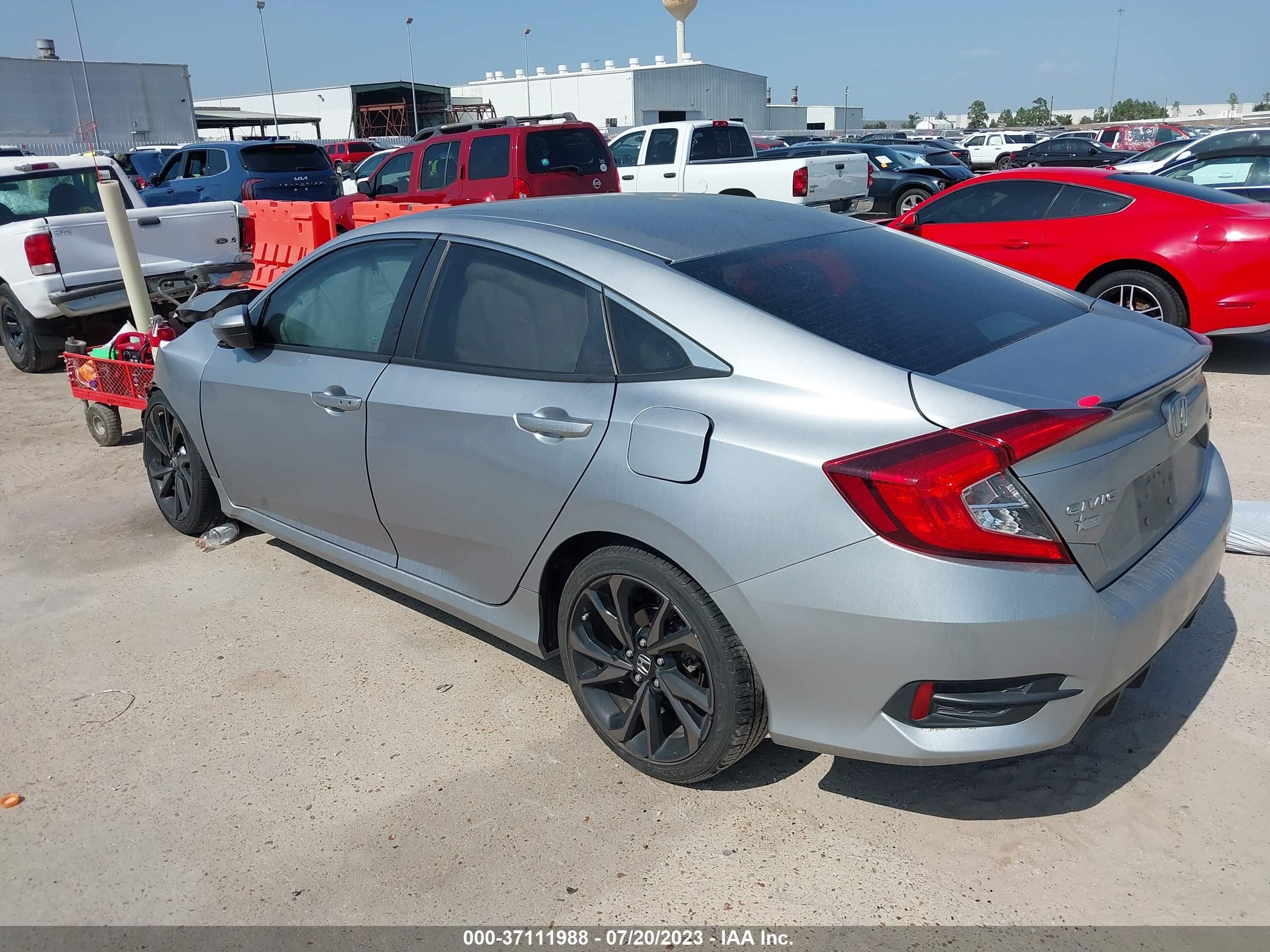 Photo 2 VIN: 19XFC2F82LE005075 - HONDA CIVIC 