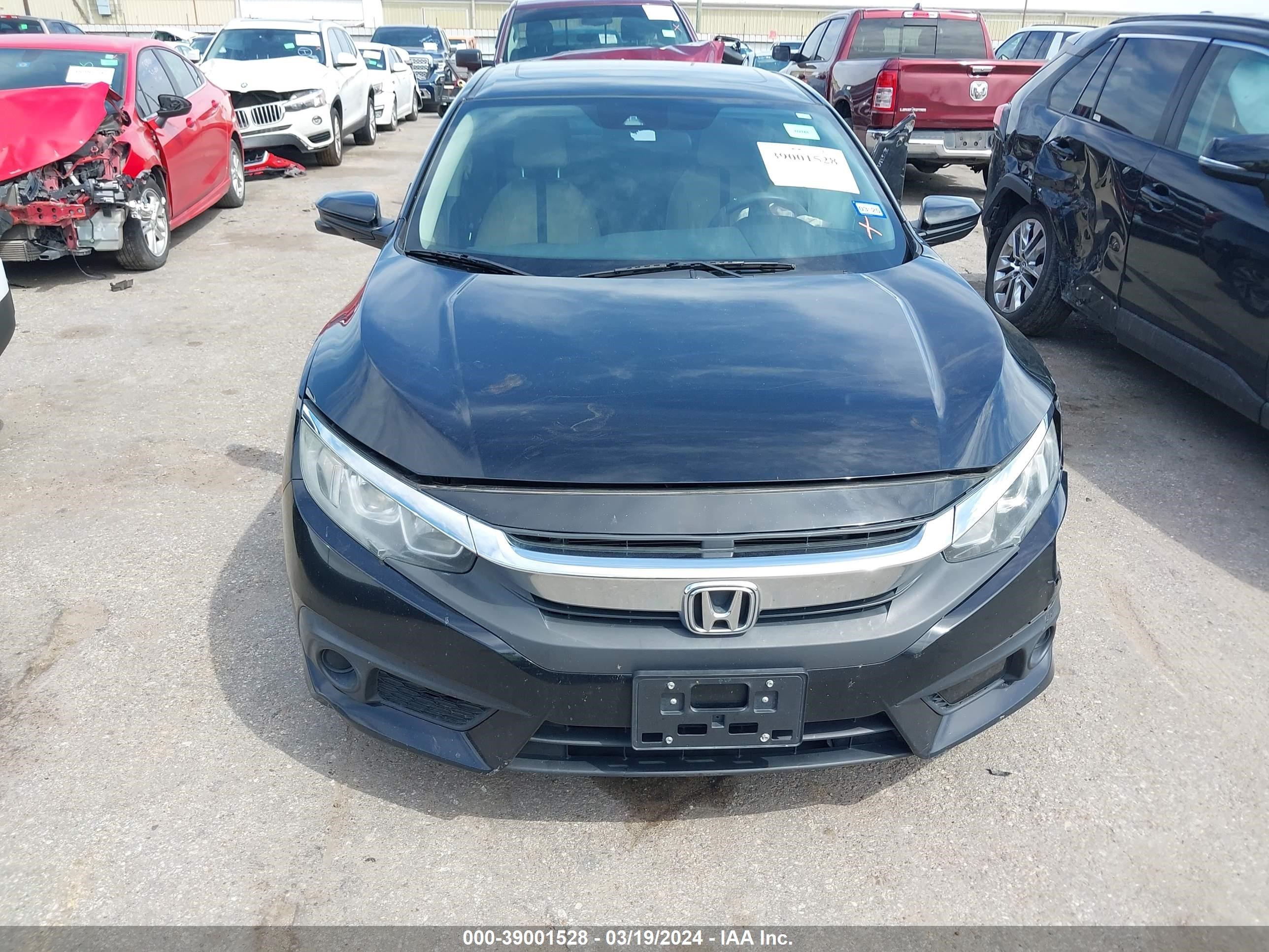 Photo 11 VIN: 19XFC2F84JE004443 - HONDA CIVIC 