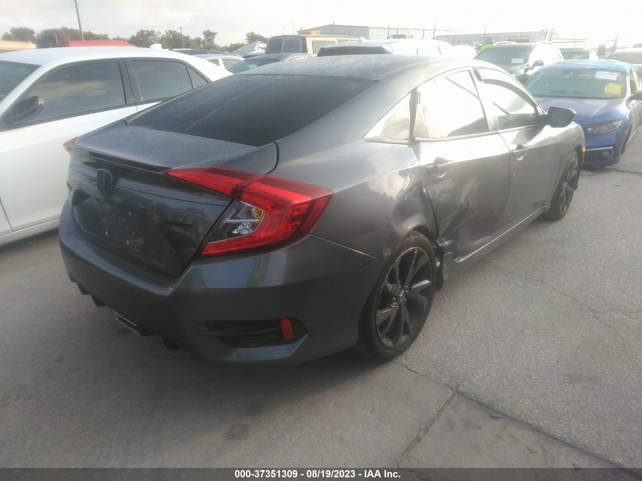 Photo 3 VIN: 19XFC2F85KE035928 - HONDA CIVIC 