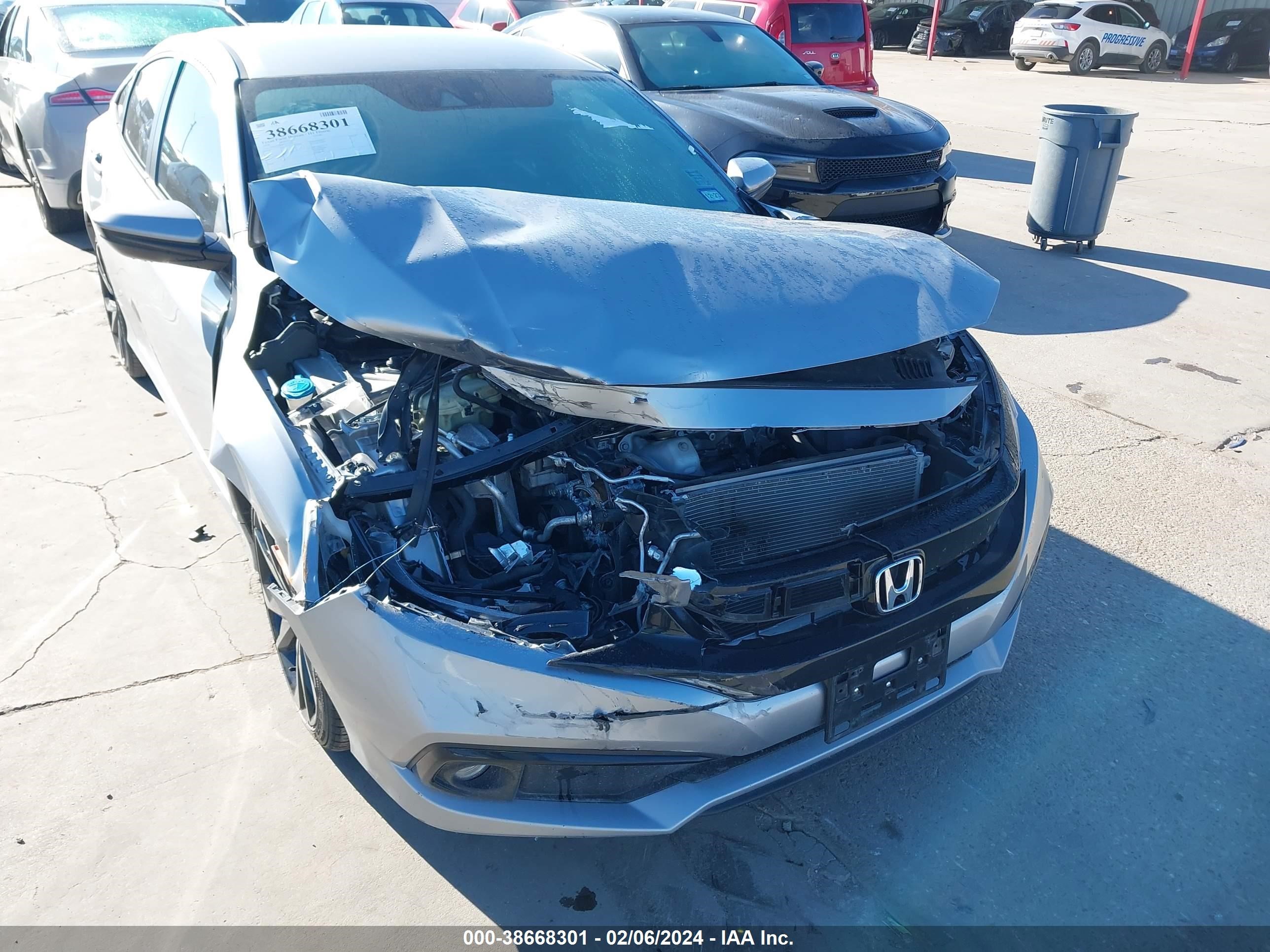 Photo 5 VIN: 19XFC2F86KE051202 - HONDA CIVIC 