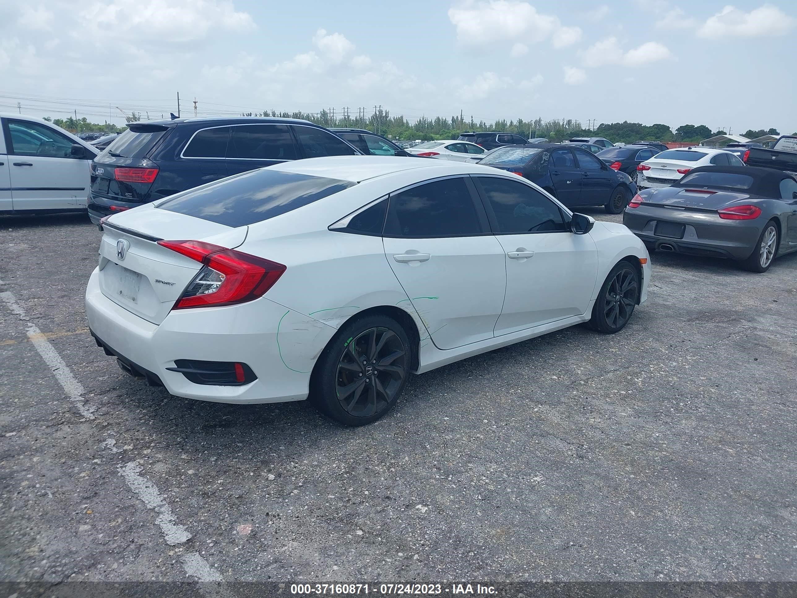 Photo 3 VIN: 19XFC2F88LE016310 - HONDA CIVIC 