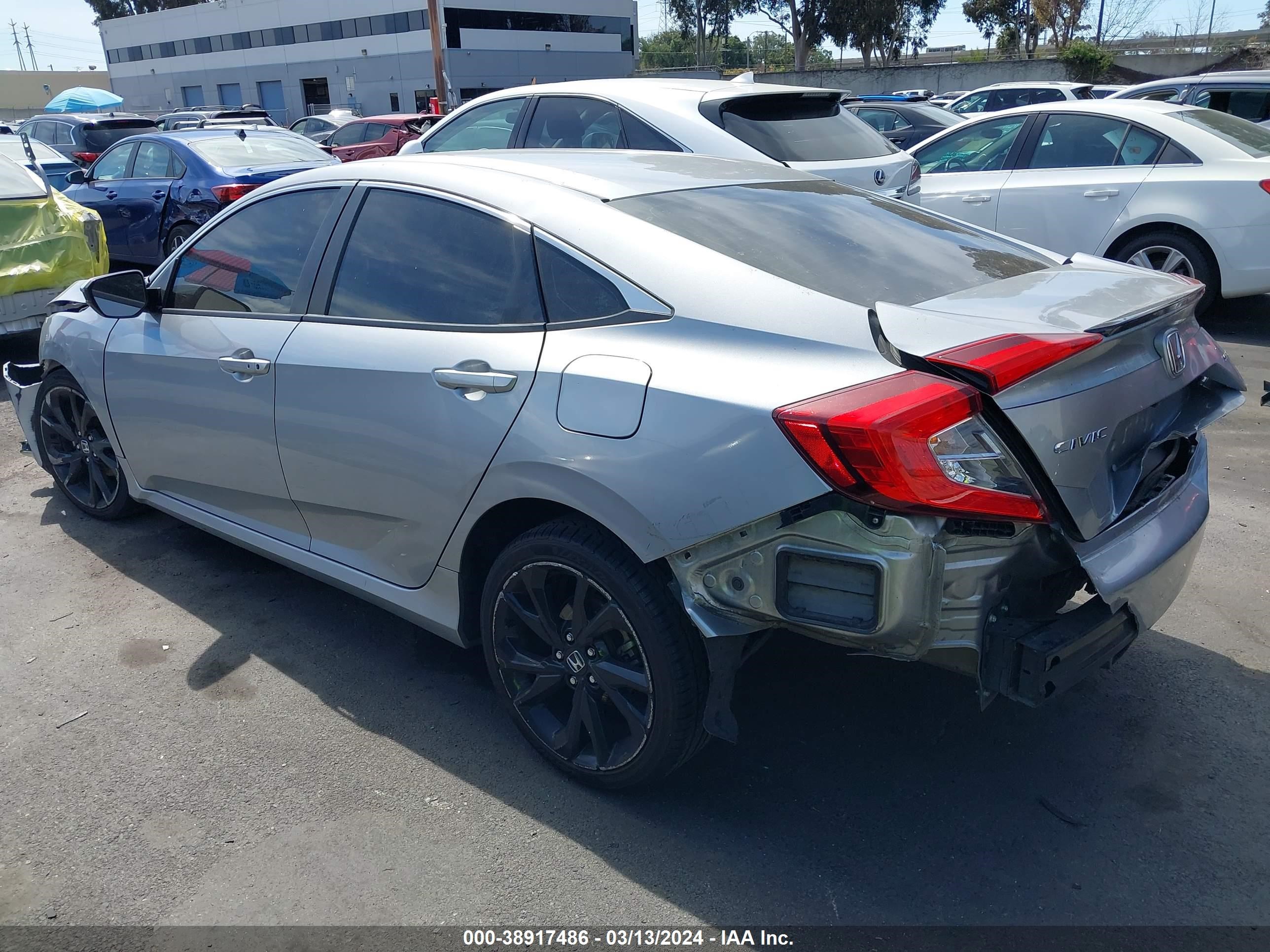 Photo 2 VIN: 19XFC2F88LE208441 - HONDA CIVIC 