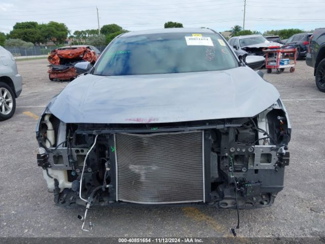 Photo 5 VIN: 19XFC2F8XJE004799 - HONDA CIVIC 