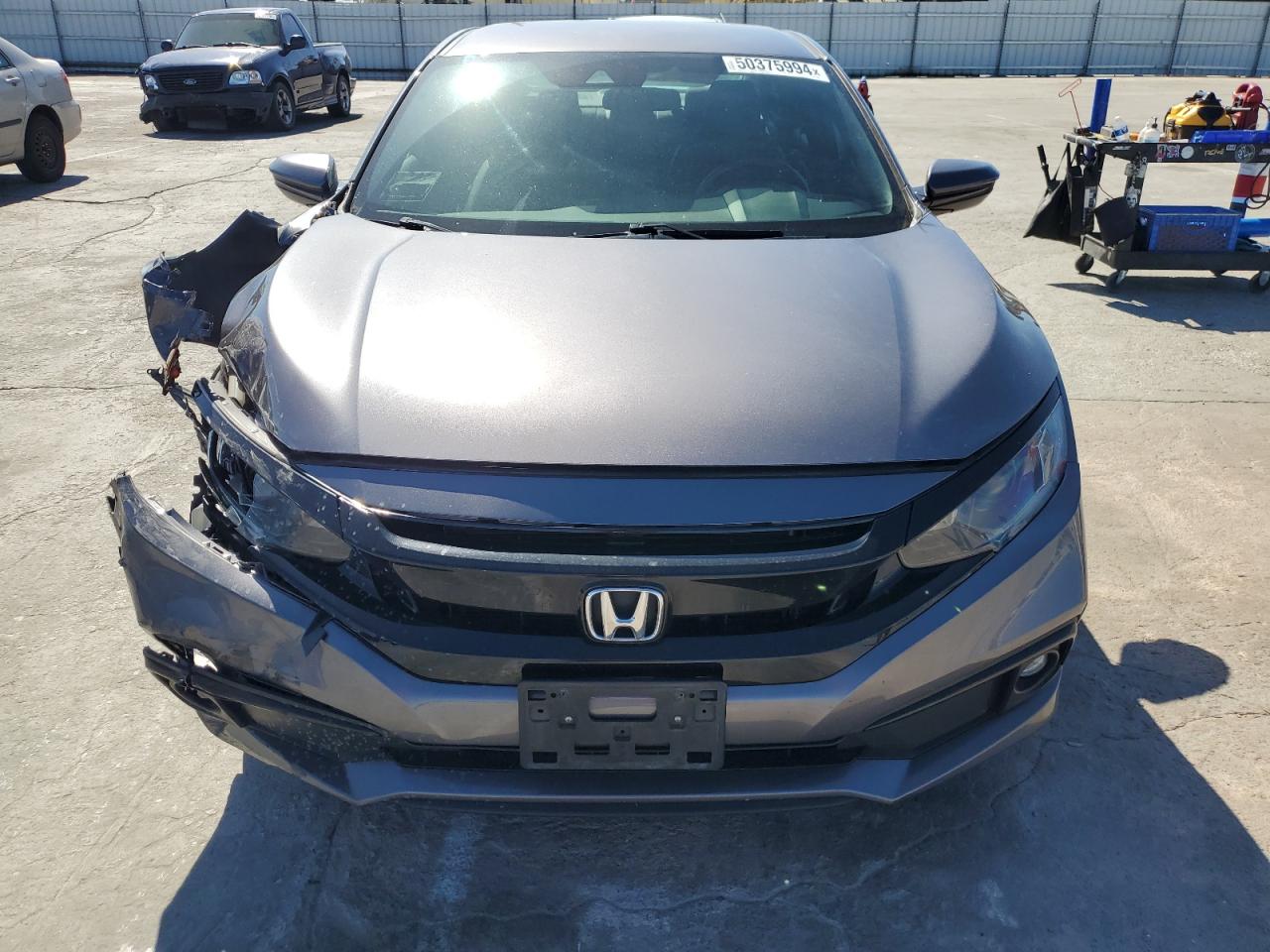 Photo 4 VIN: 19XFC2F8XKE215339 - HONDA CIVIC 