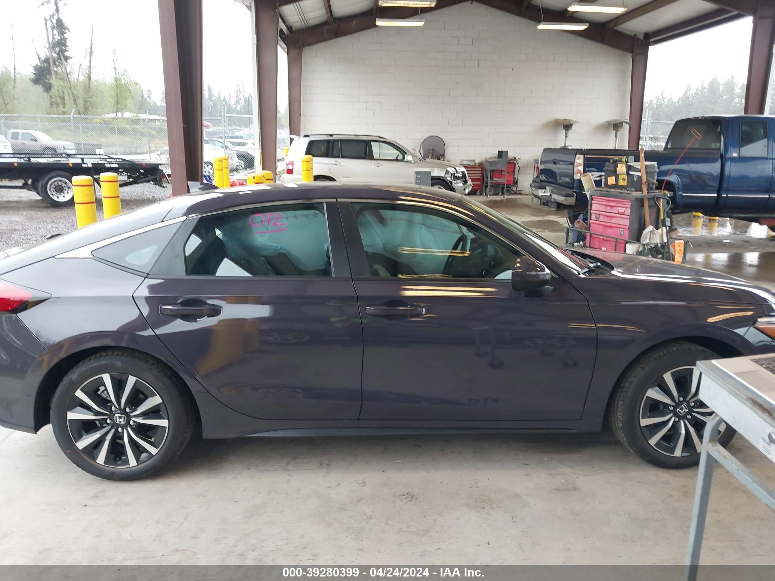 Photo 12 VIN: 19XFL1H75RE015106 - HONDA CIVIC 