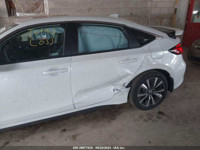 Photo 5 VIN: 19XFL1H7XRE020396 - HONDA CIVIC 