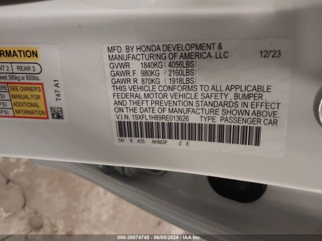 Photo 8 VIN: 19XFL1H89RE013626 - HONDA CIVIC 