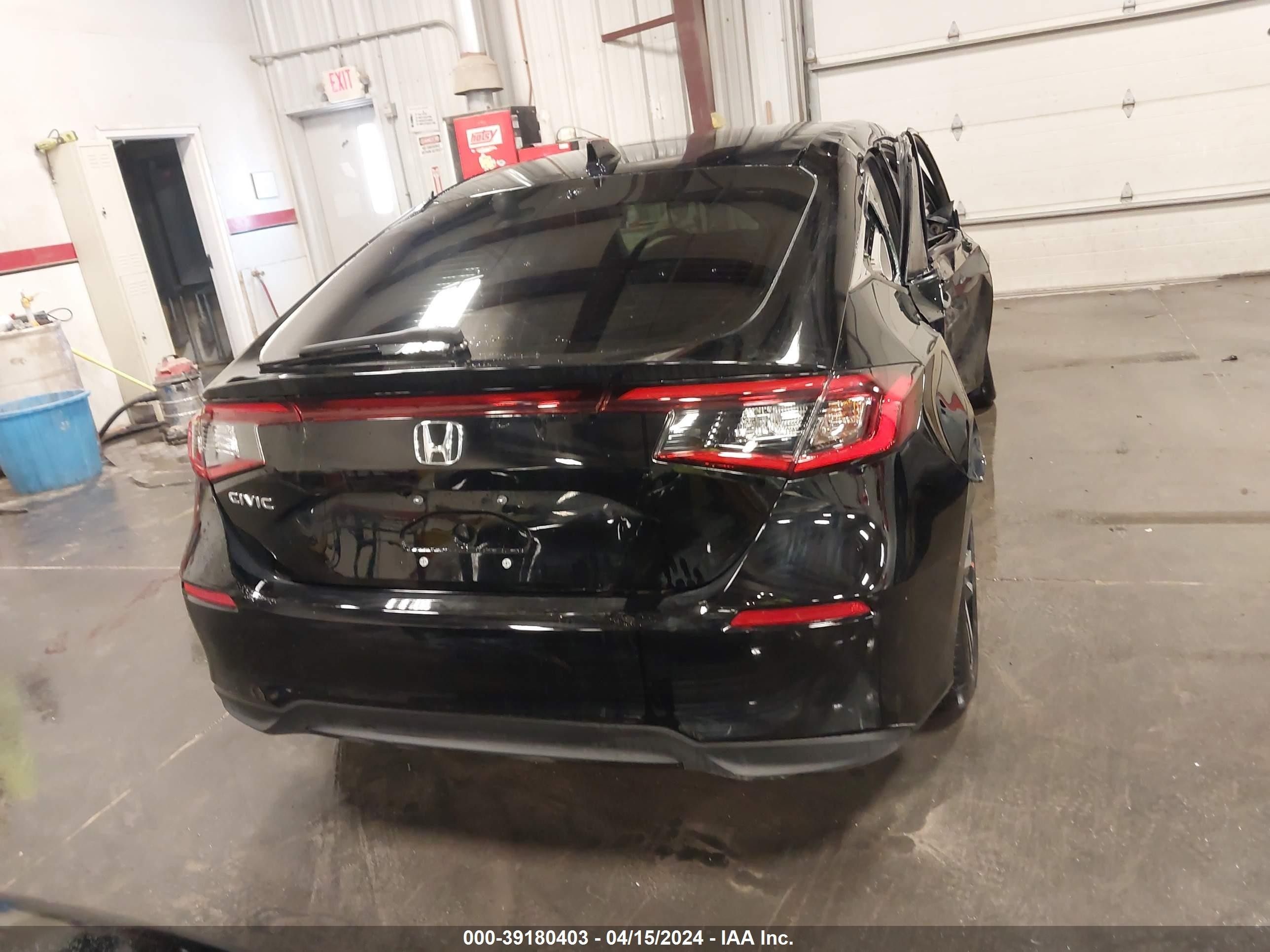 Photo 15 VIN: 19XFL2H58RE013483 - HONDA CIVIC 