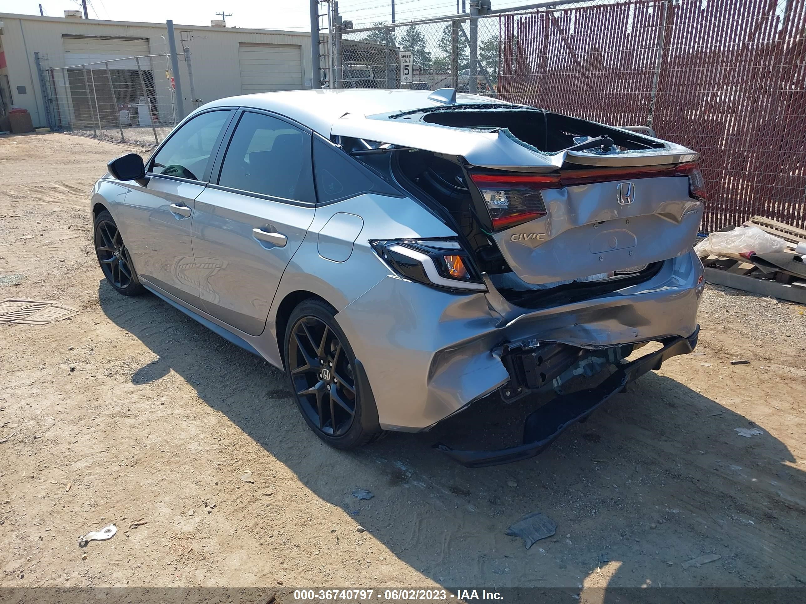 Photo 2 VIN: 19XFL2H86PE007818 - HONDA CIVIC 