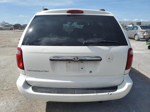 Photo 5 VIN: 1A4GJ45R67B201842 - CHRYSLER TOWN & COU 