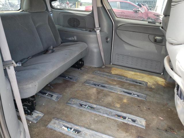 Photo 10 VIN: 1A4GP45R16B659902 - CHRYSLER TOWN & COU 